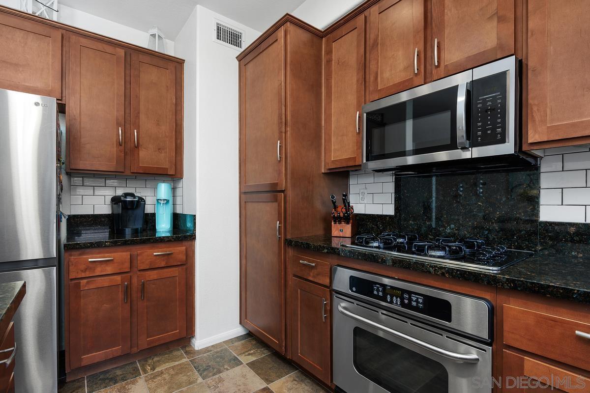 Detail Gallery Image 19 of 37 For 2443  Longstaff Ct., San Marcos,  CA 92078 - 3 Beds | 2/1 Baths