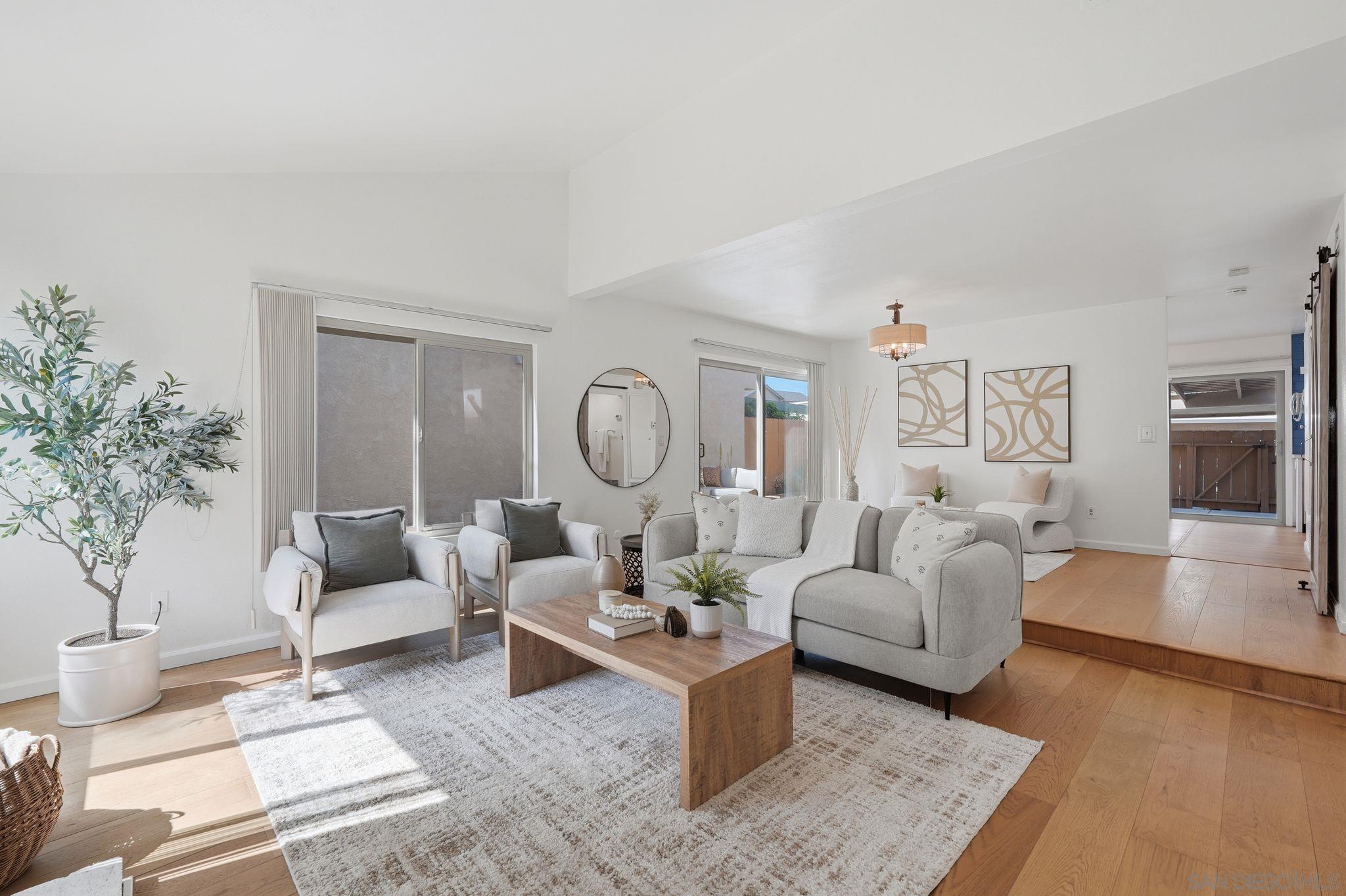 Front Image Thumbnail for SD260006921