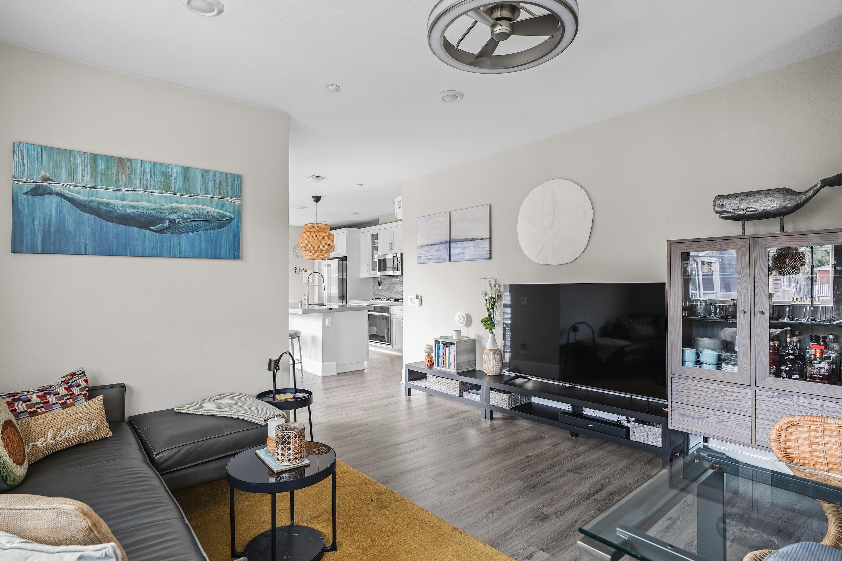 Detail Gallery Image 13 of 38 For 810  Santa Barbara Pl, San Diego,  CA 92109 - 2 Beds | 2 Baths