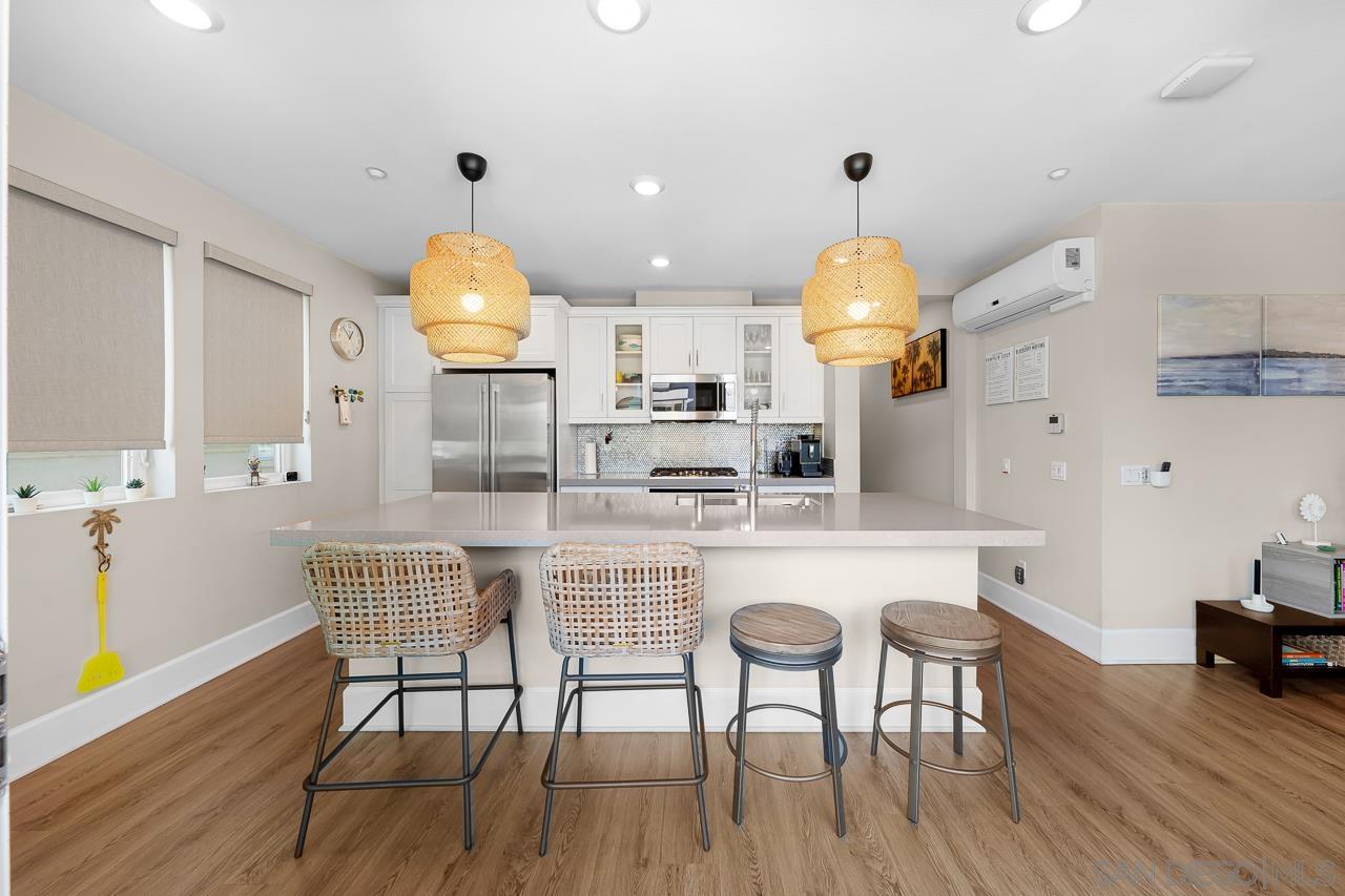 Detail Gallery Image 14 of 38 For 810  Santa Barbara Pl, San Diego,  CA 92109 - 2 Beds | 2 Baths