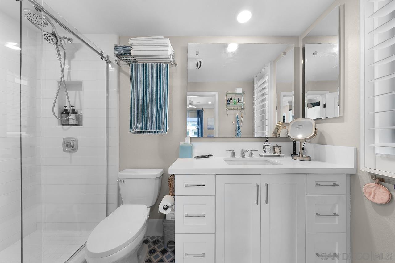 Detail Gallery Image 22 of 38 For 810  Santa Barbara Pl, San Diego,  CA 92109 - 2 Beds | 2 Baths