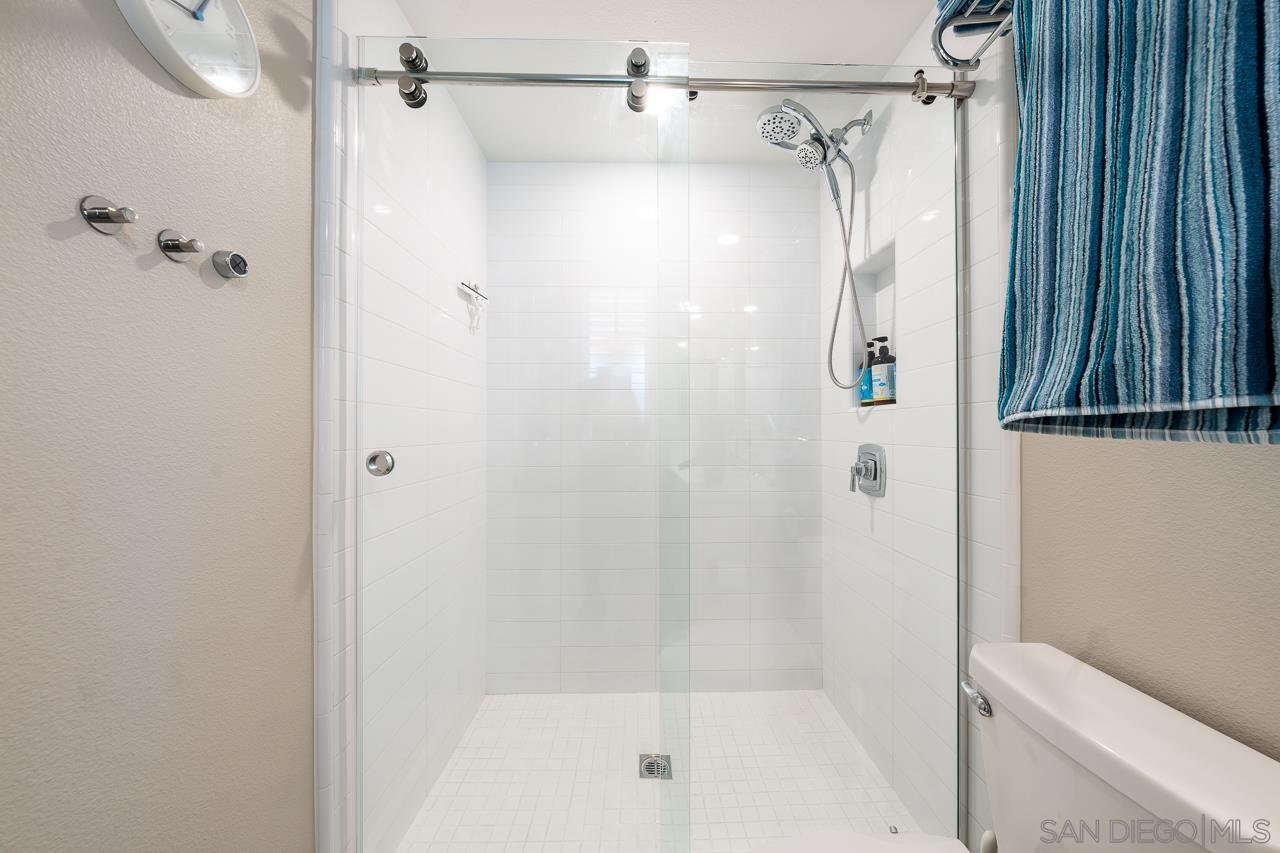 Detail Gallery Image 23 of 38 For 810  Santa Barbara Pl, San Diego,  CA 92109 - 2 Beds | 2 Baths