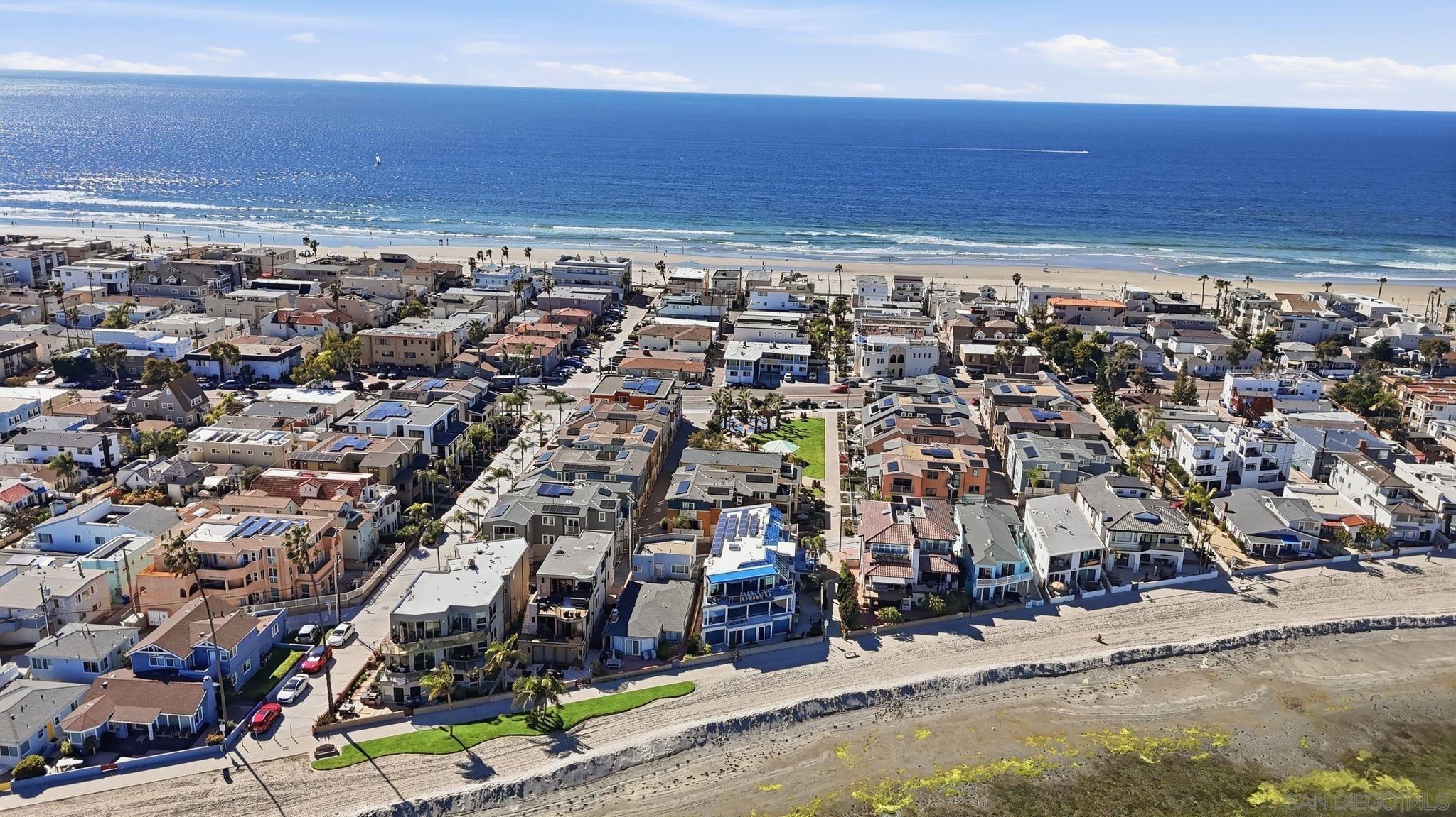 Detail Gallery Image 30 of 38 For 810  Santa Barbara Pl, San Diego,  CA 92109 - 2 Beds | 2 Baths
