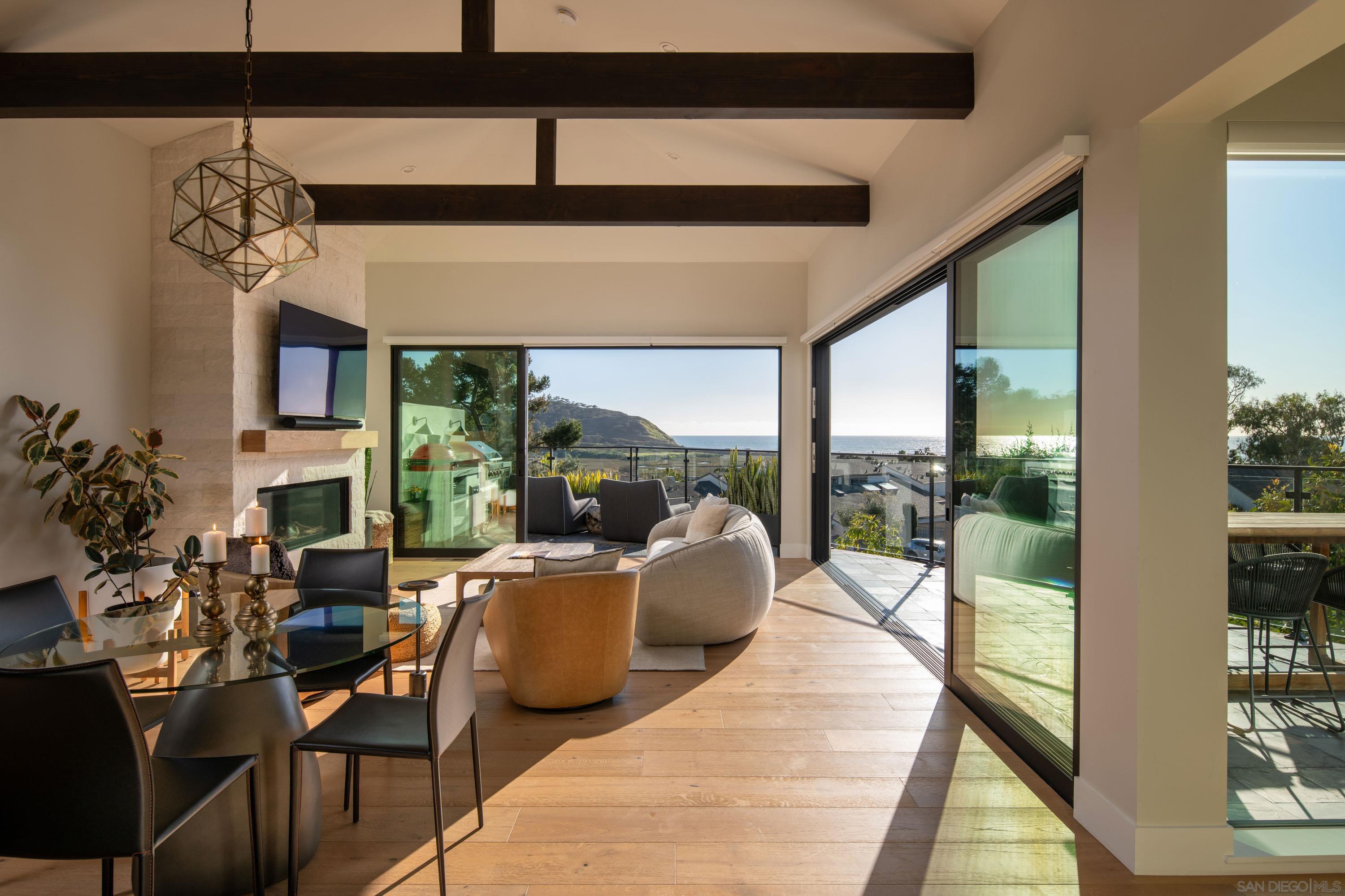 Detail Gallery Image 13 of 75 For 12994  via Esperia, Del Mar,  CA 92014 - 4 Beds | 4/1 Baths