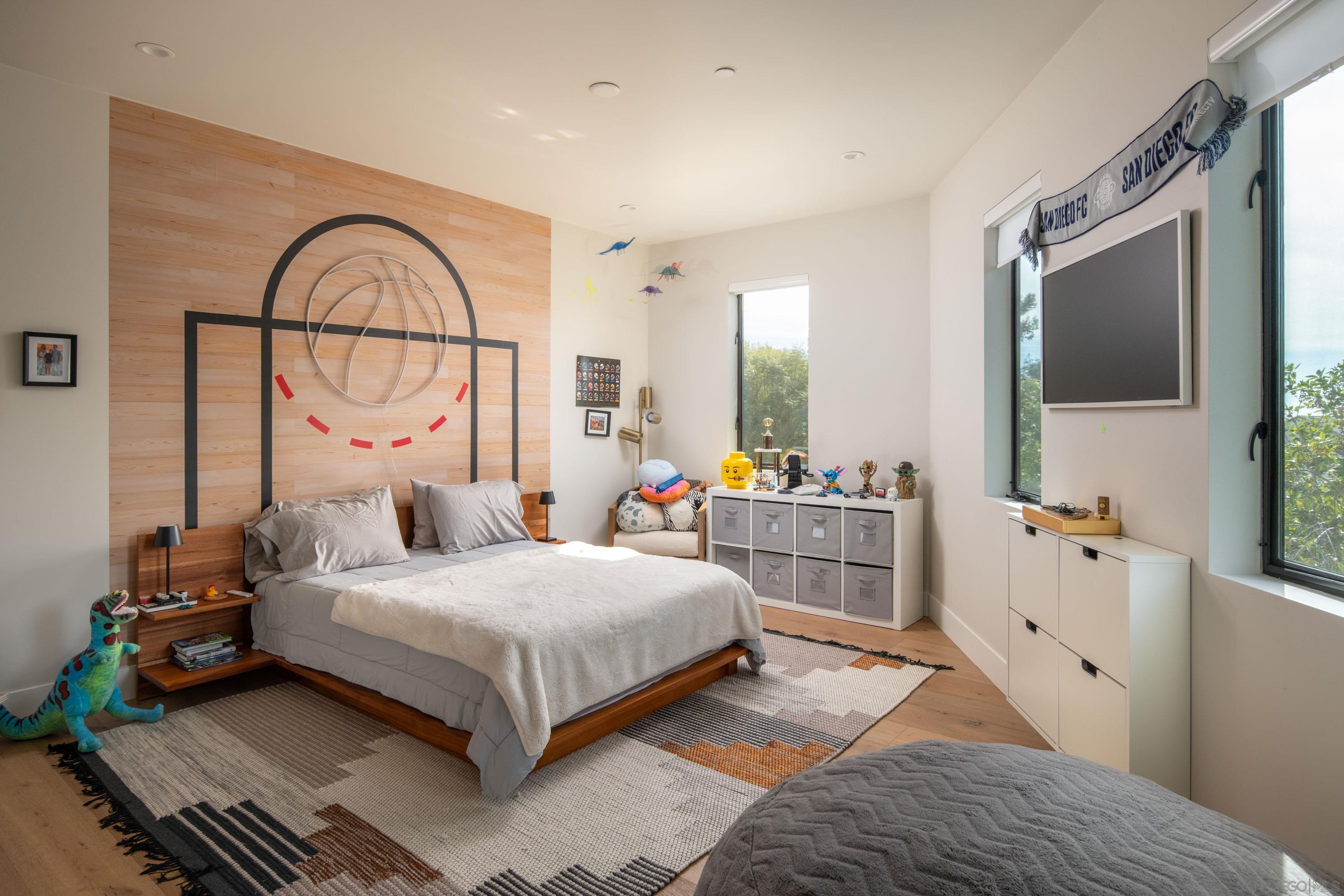 Detail Gallery Image 32 of 75 For 12994  via Esperia, Del Mar,  CA 92014 - 4 Beds | 4/1 Baths