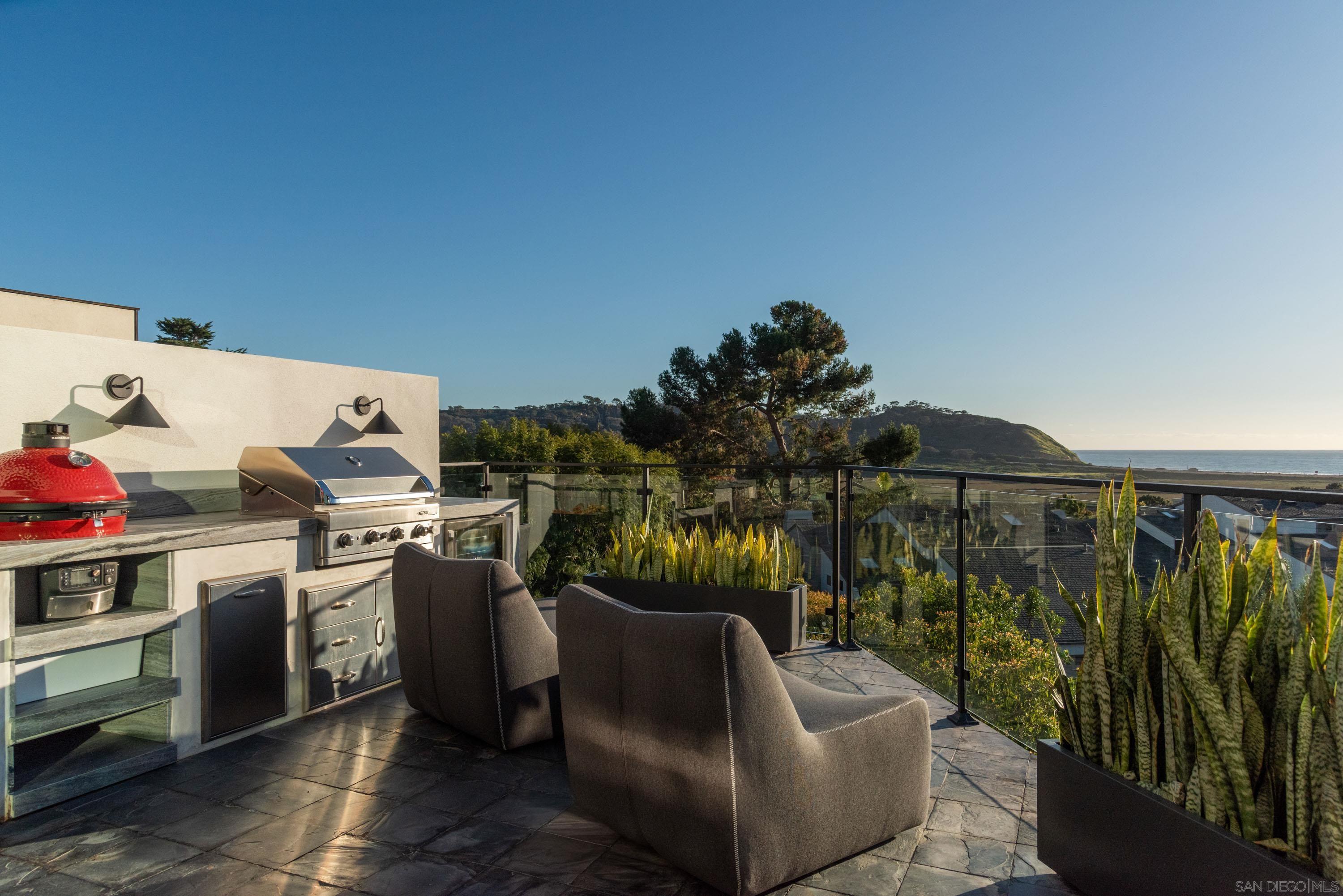 Detail Gallery Image 41 of 75 For 12994  via Esperia, Del Mar,  CA 92014 - 4 Beds | 4/1 Baths