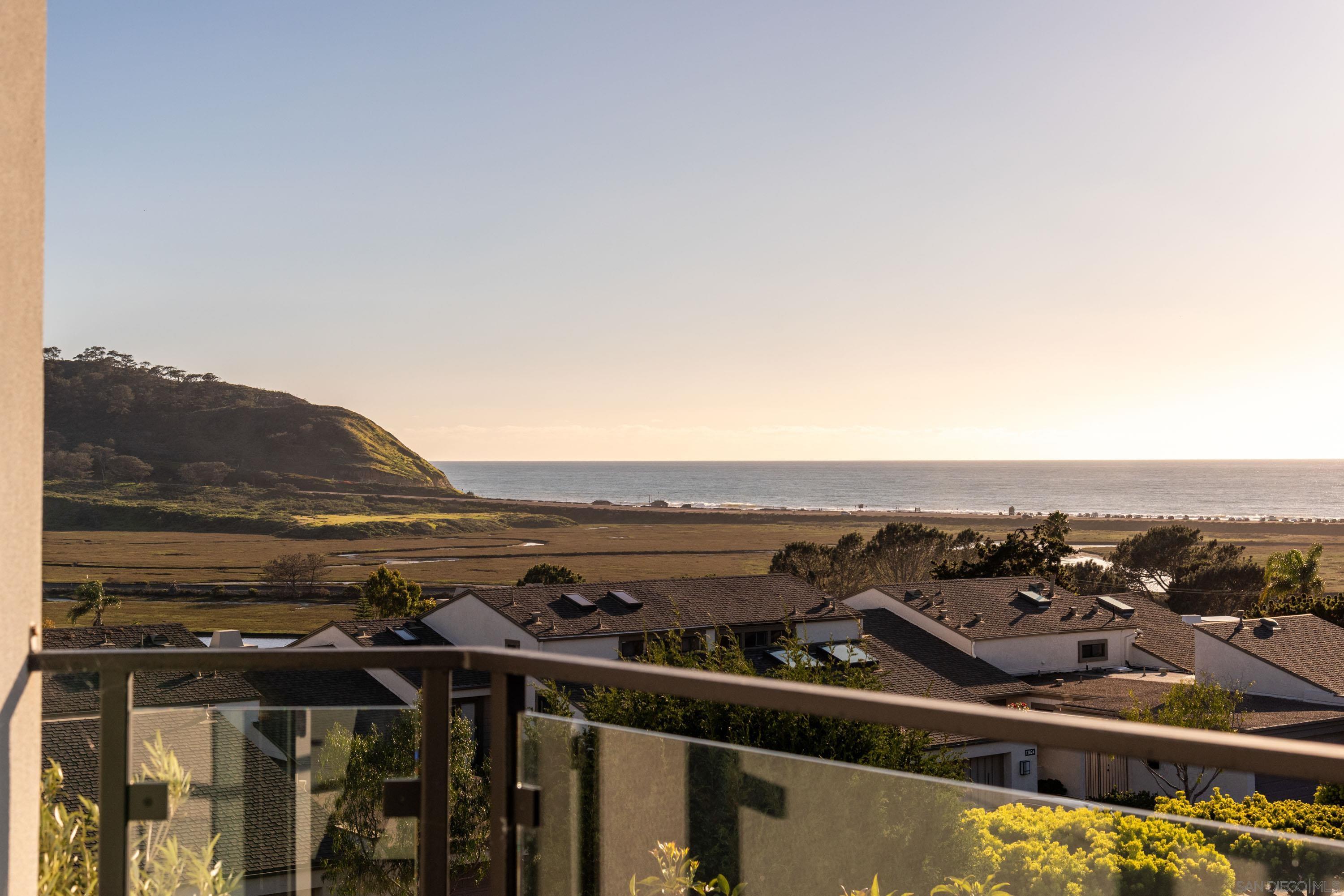 Detail Gallery Image 43 of 75 For 12994  via Esperia, Del Mar,  CA 92014 - 4 Beds | 4/1 Baths