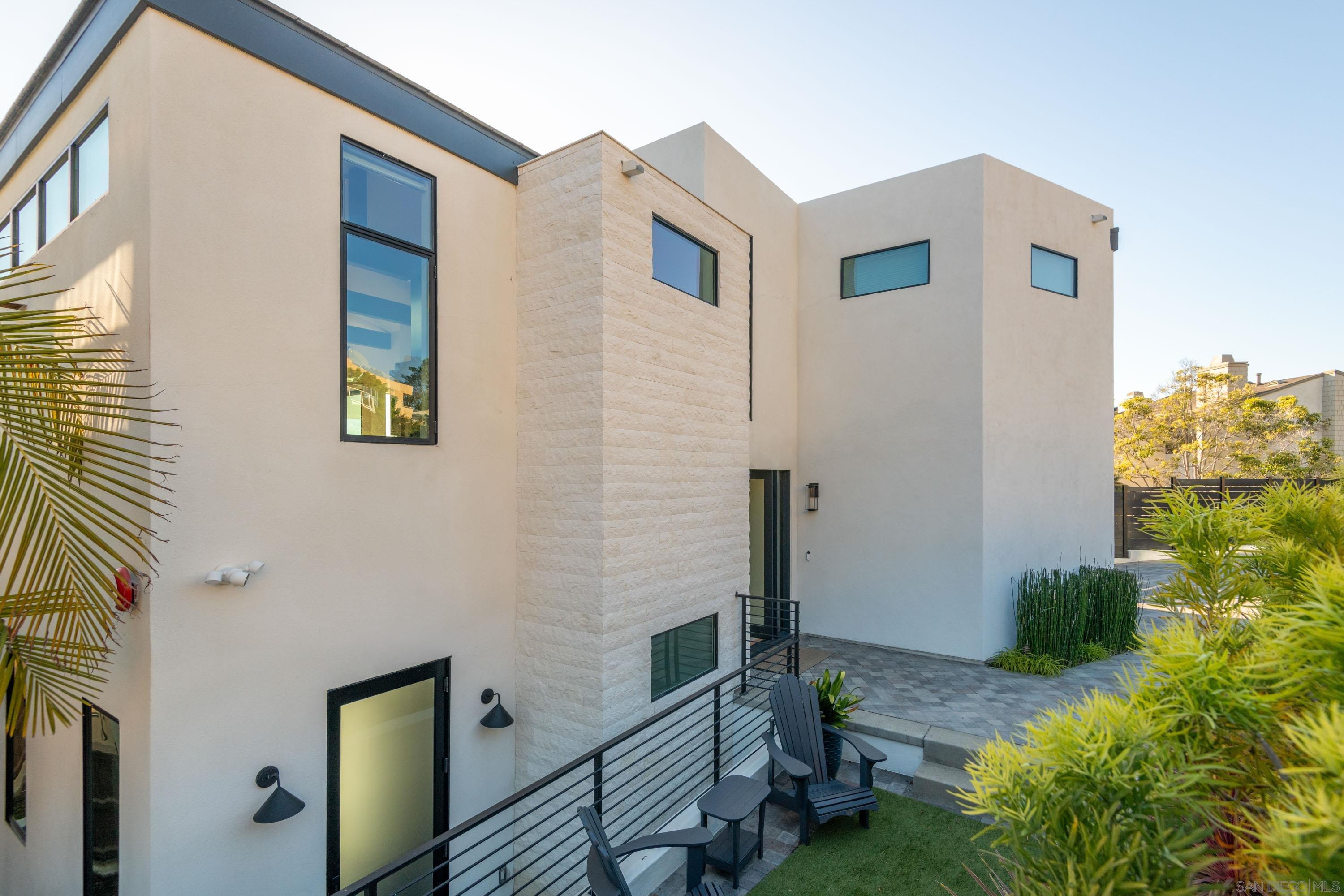 Detail Gallery Image 52 of 75 For 12994  via Esperia, Del Mar,  CA 92014 - 4 Beds | 4/1 Baths