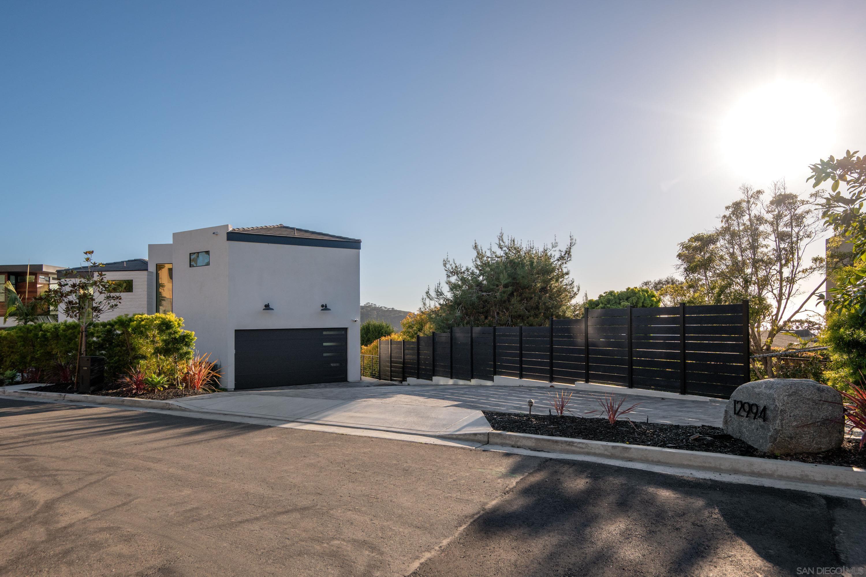 Detail Gallery Image 72 of 75 For 12994  via Esperia, Del Mar,  CA 92014 - 4 Beds | 4/1 Baths