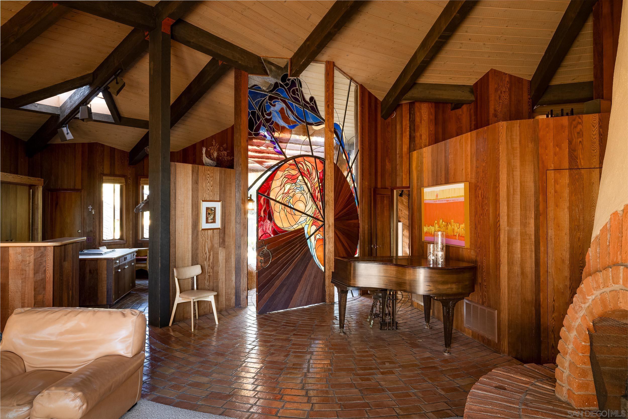 Detail Gallery Image 3 of 29 For 16512  Wilderness Road, Poway,  CA 92064 - 4 Beds | 2 Baths