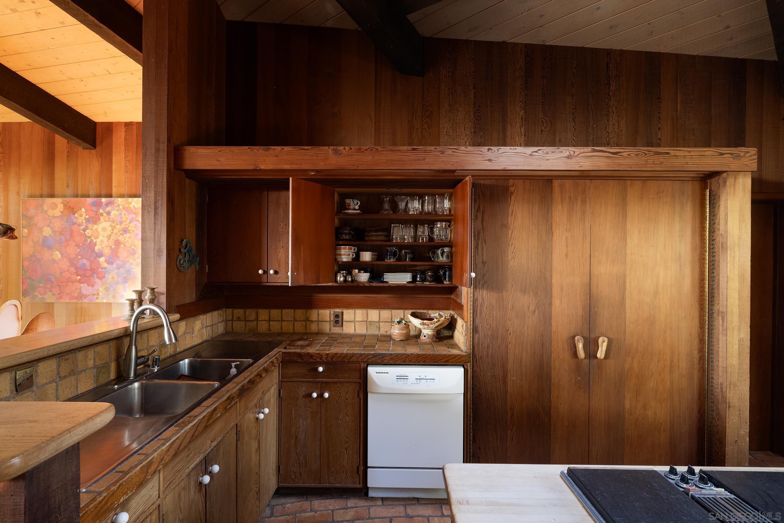 Detail Gallery Image 9 of 29 For 16512  Wilderness Road, Poway,  CA 92064 - 4 Beds | 2 Baths