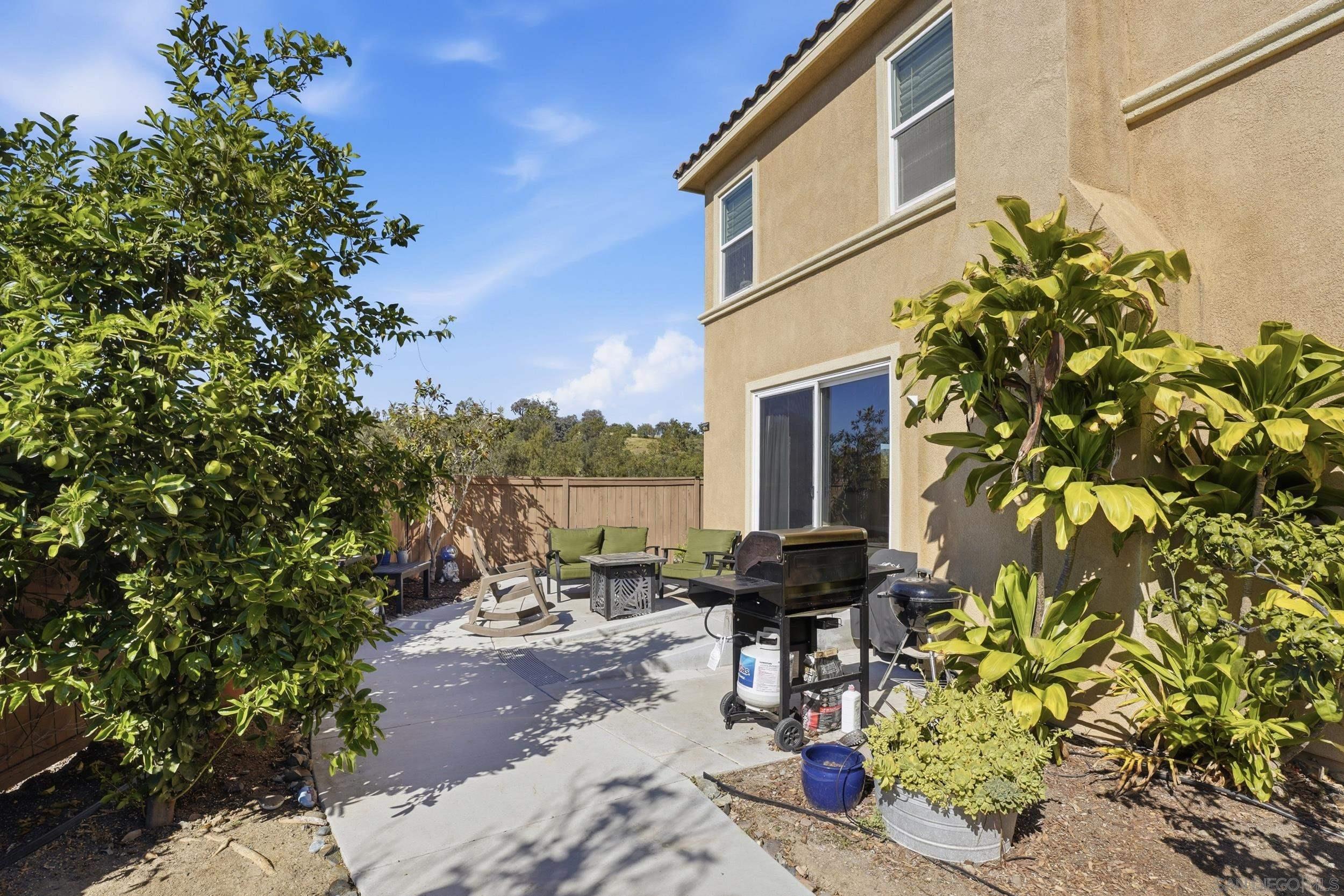 Detail Gallery Image 17 of 35 For 1754  Avenida Regina, San Marcos,  CA 92069 - 5 Beds | 3/1 Baths