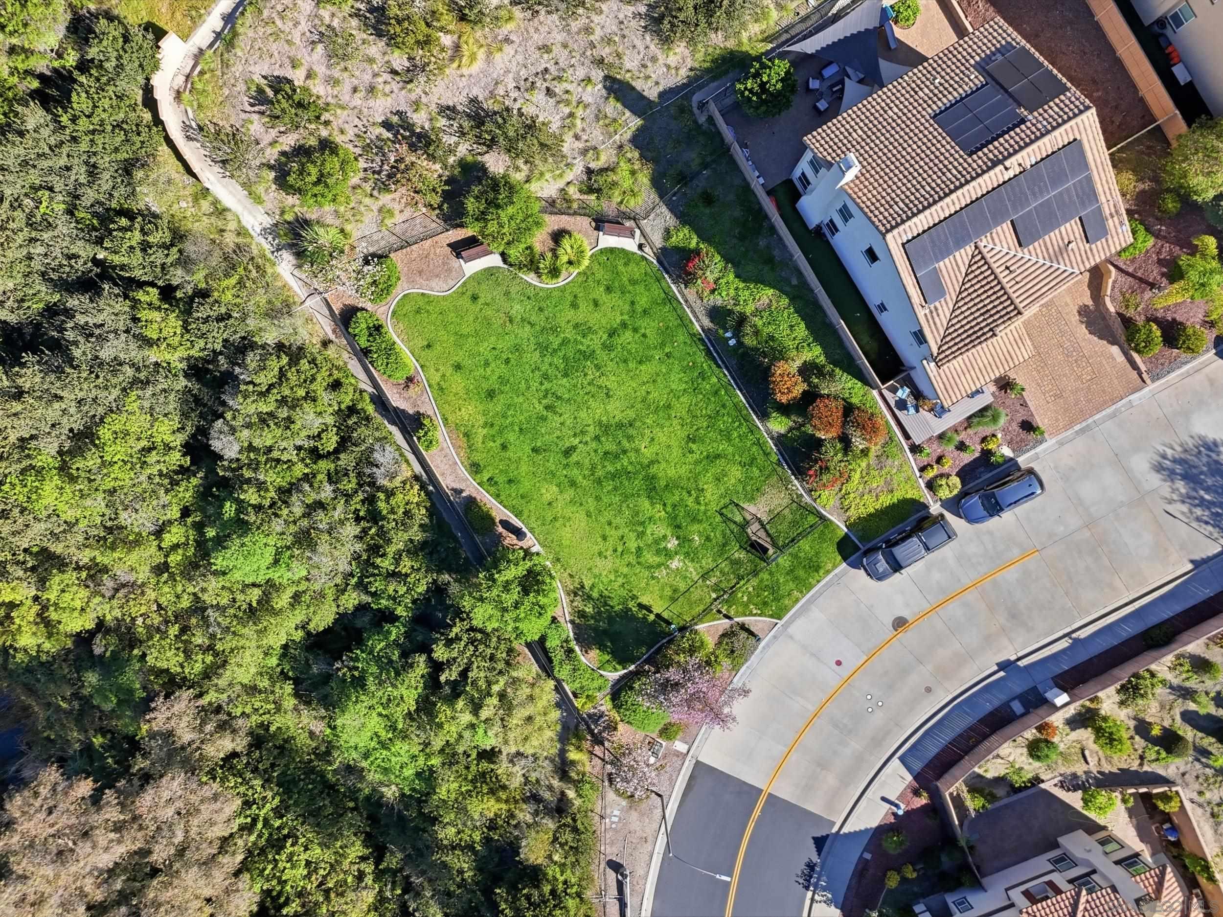 Detail Gallery Image 6 of 35 For 1754  Avenida Regina, San Marcos,  CA 92069 - 5 Beds | 3/1 Baths