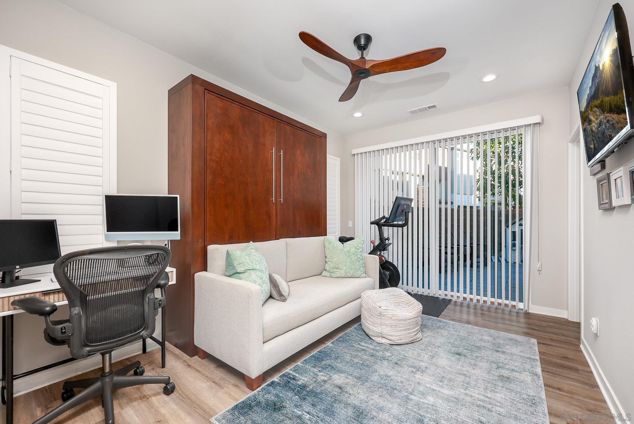 Detail Gallery Image 16 of 32 For 16205  Camden Cir, San Diego,  CA 92127 - 3 Beds | 3/1 Baths