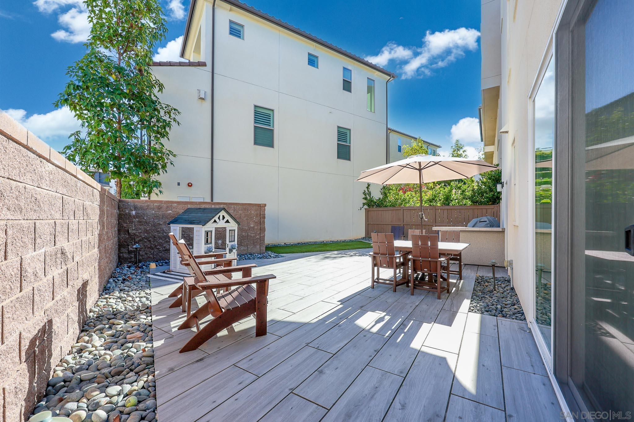 Detail Gallery Image 18 of 32 For 16205  Camden Cir, San Diego,  CA 92127 - 3 Beds | 3/1 Baths