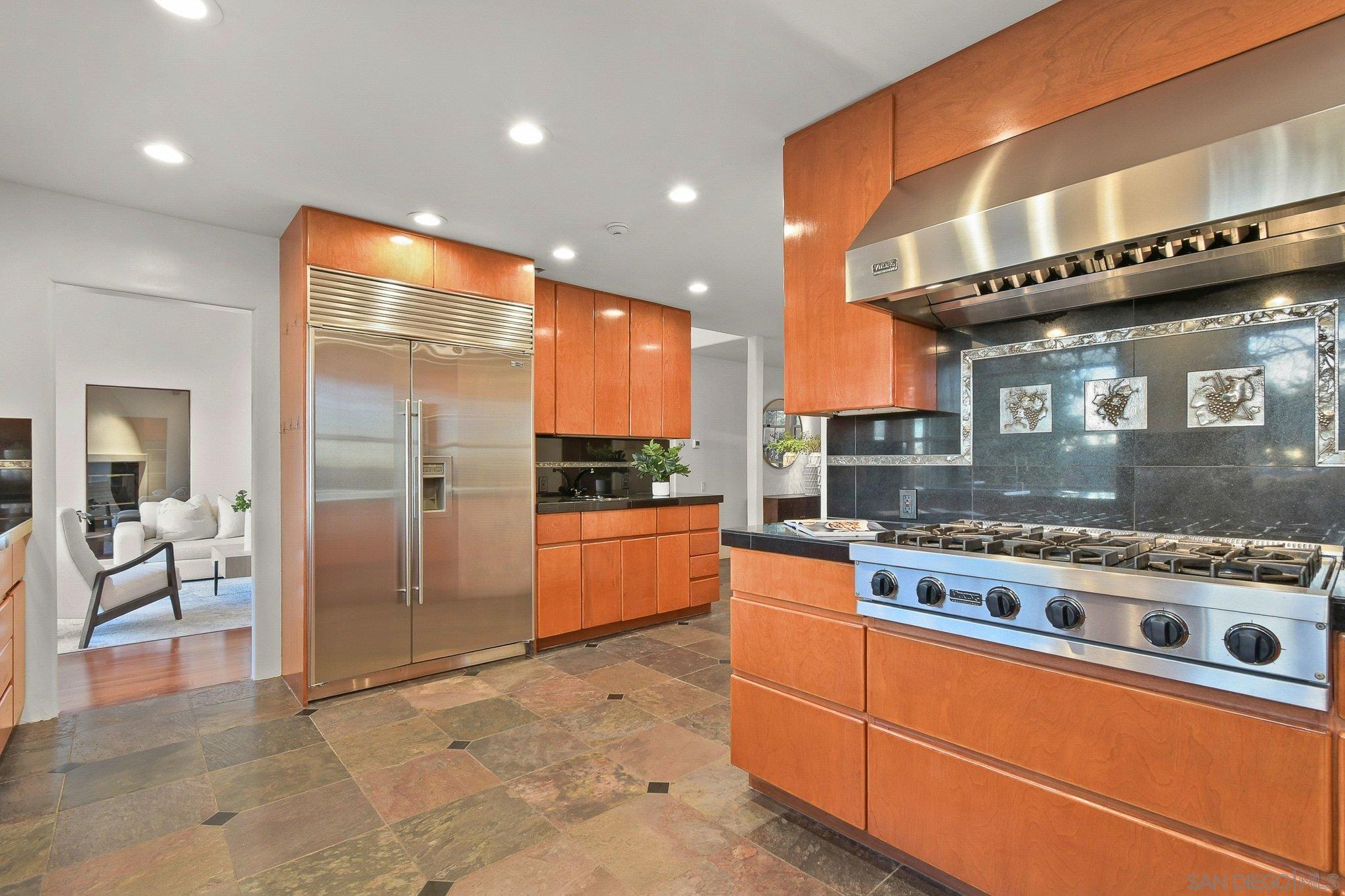 Detail Gallery Image 19 of 63 For 224  Seeman Drive, Encinitas,  CA 92024 - 4 Beds | 4 Baths