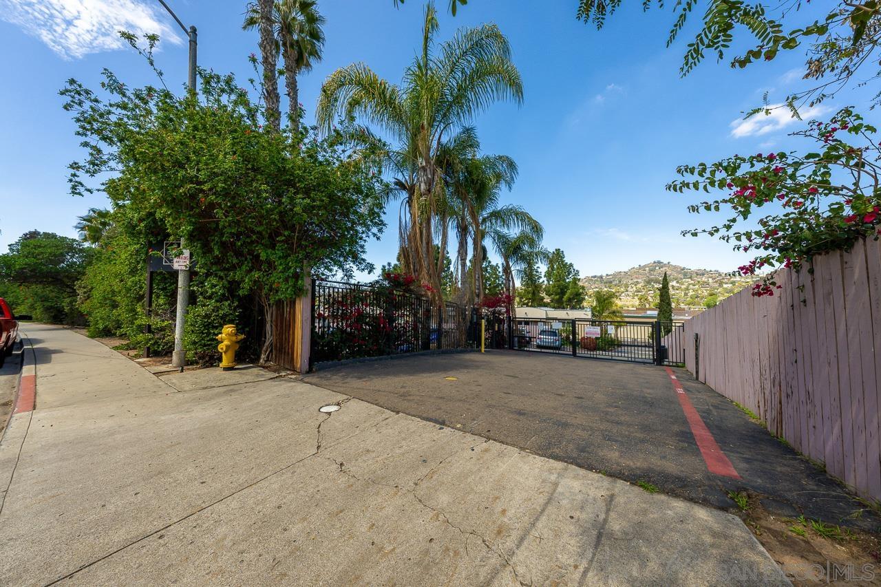 Detail Gallery Image 26 of 26 For 9860  Dale  #C3,  Spring Valley,  CA 91977 - 1 Beds | 1 Baths