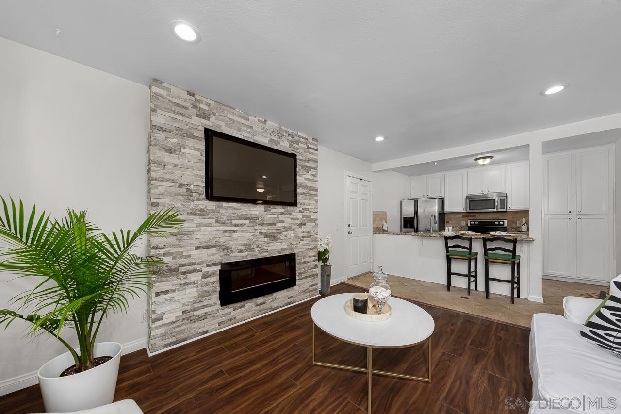 Detail Gallery Image 4 of 26 For 9860  Dale  #C3,  Spring Valley,  CA 91977 - 1 Beds | 1 Baths