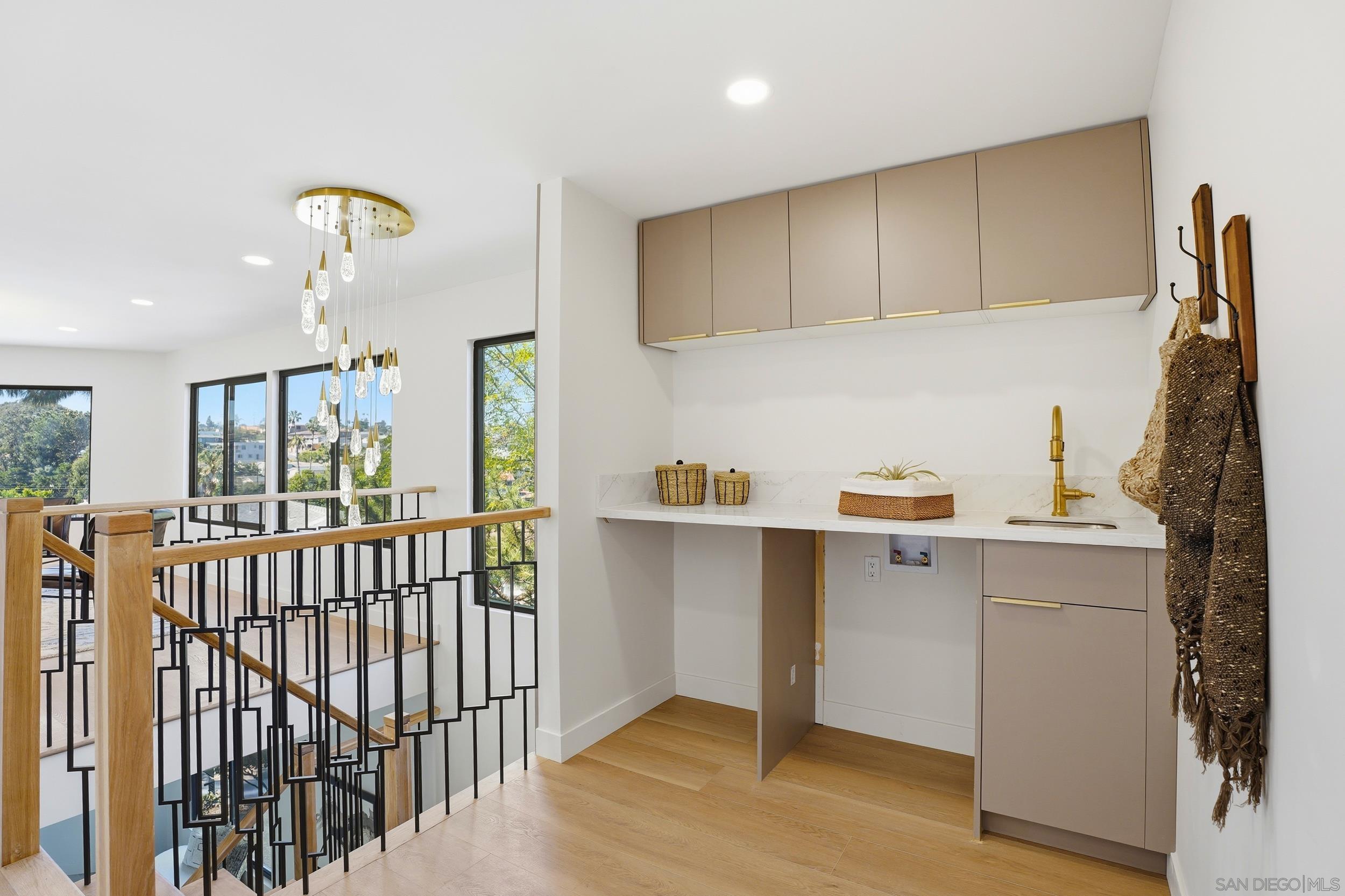 Detail Gallery Image 14 of 41 For 3428  Quimby St, San Diego,  CA 92106 - 3 Beds | 2 Baths