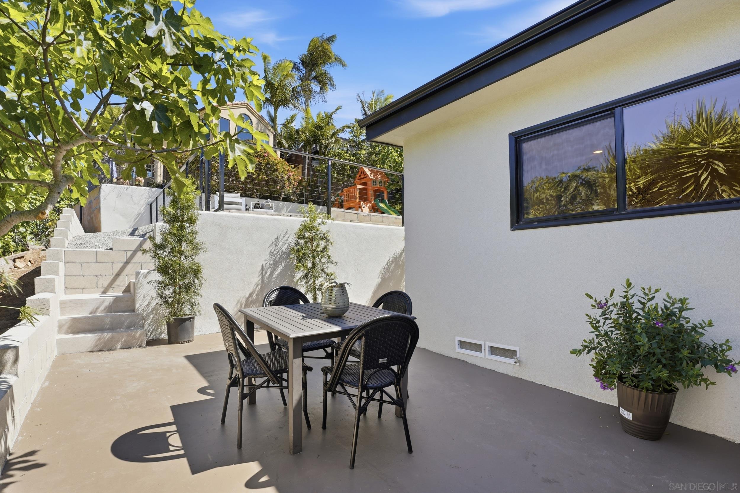 Detail Gallery Image 30 of 41 For 3428  Quimby St, San Diego,  CA 92106 - 3 Beds | 2 Baths