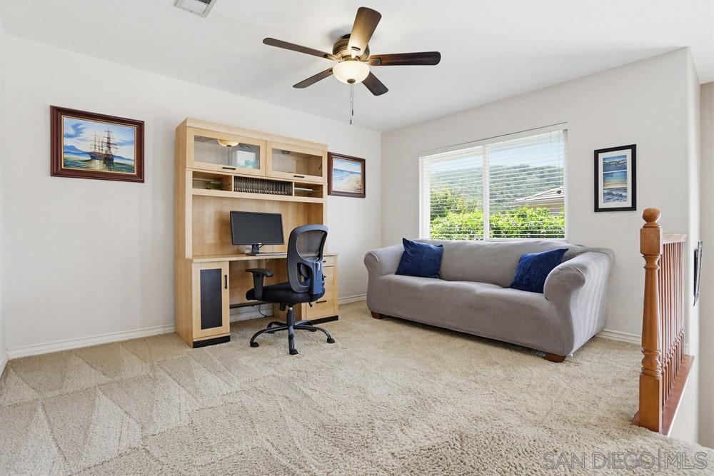 Detail Gallery Image 15 of 45 For 13673  Shoal Summit, San Diego,  CA 92128 - 5 Beds | 2/1 Baths