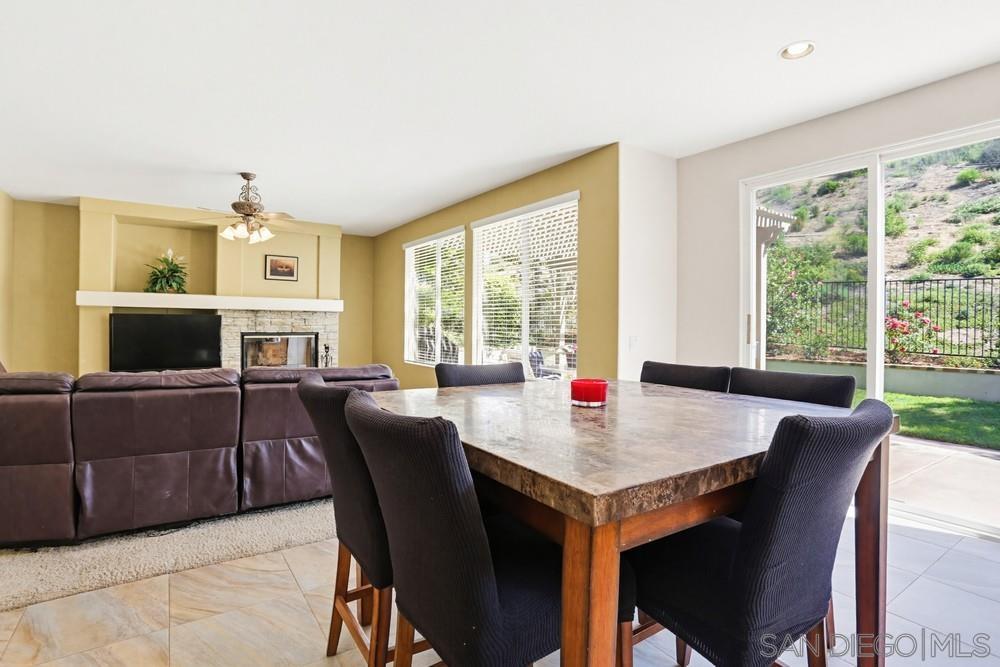 Detail Gallery Image 23 of 45 For 13673  Shoal Summit, San Diego,  CA 92128 - 5 Beds | 2/1 Baths