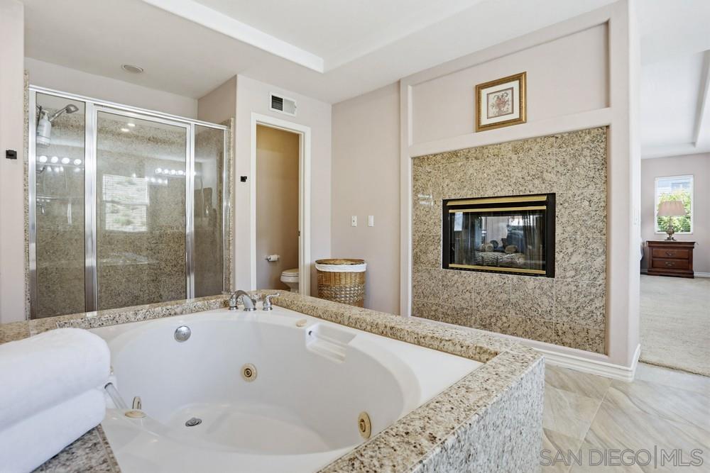 Detail Gallery Image 29 of 45 For 13673  Shoal Summit, San Diego,  CA 92128 - 5 Beds | 2/1 Baths