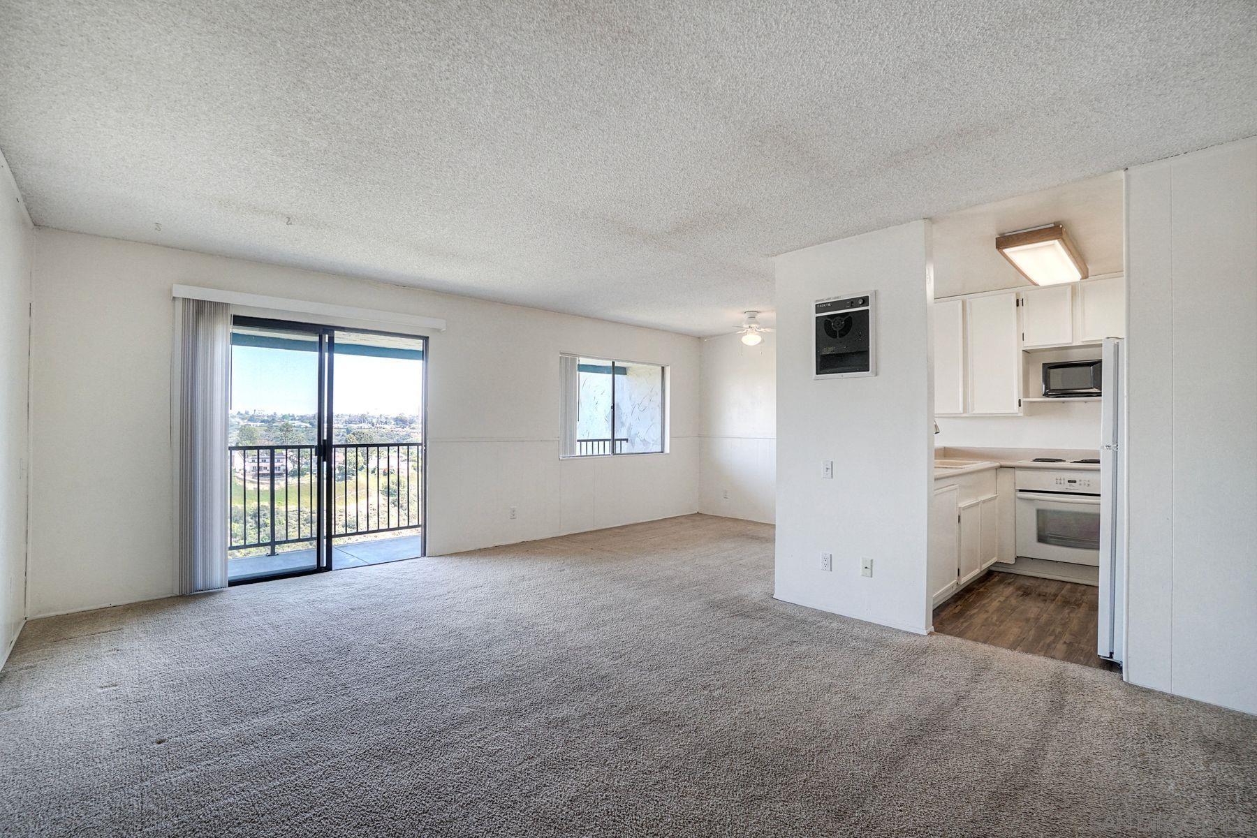 Detail Gallery Image 14 of 21 For 2959  Cowley Way  #95,  San Diego,  CA 92117 - 2 Beds | 2 Baths