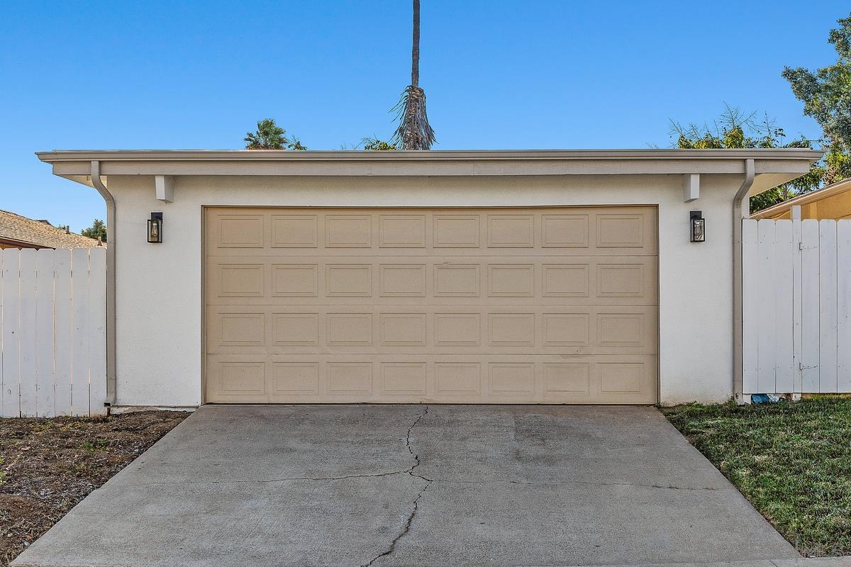 Detail Gallery Image 33 of 42 For 1811  Iris Way, Escondido,  CA 92027 - 4 Beds | 2 Baths