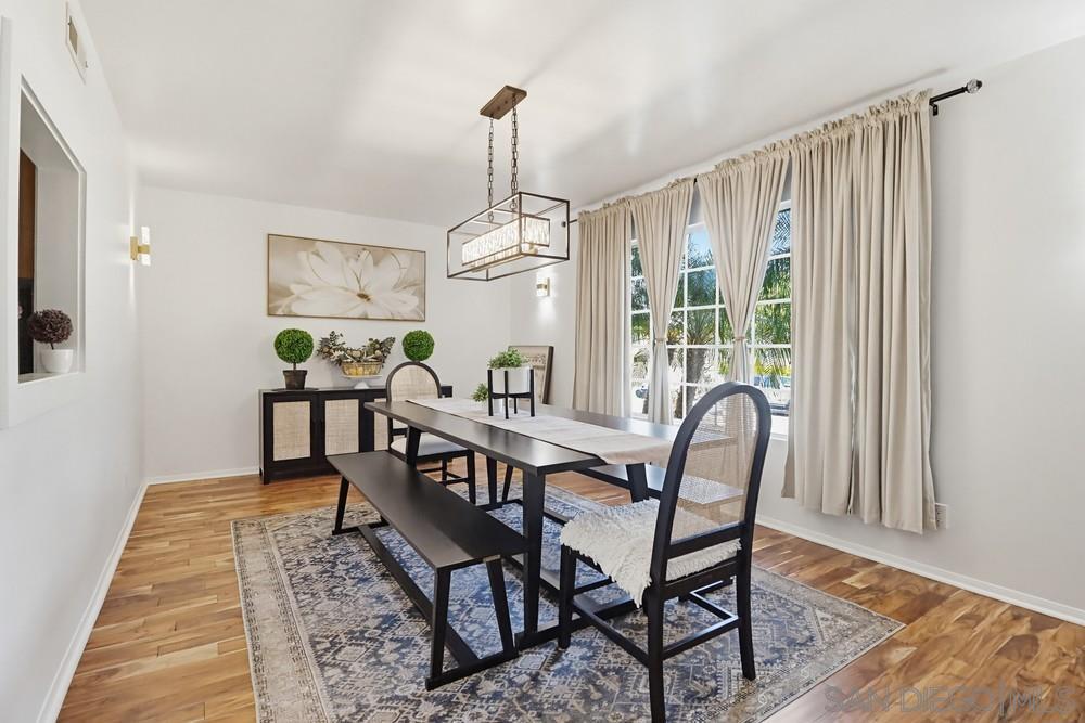 Detail Gallery Image 5 of 46 For 4323  Argos, San Diego,  CA 92116 - 4 Beds | 3/1 Baths