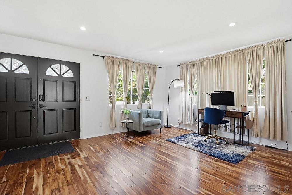 Detail Gallery Image 7 of 46 For 4323  Argos, San Diego,  CA 92116 - 4 Beds | 3/1 Baths