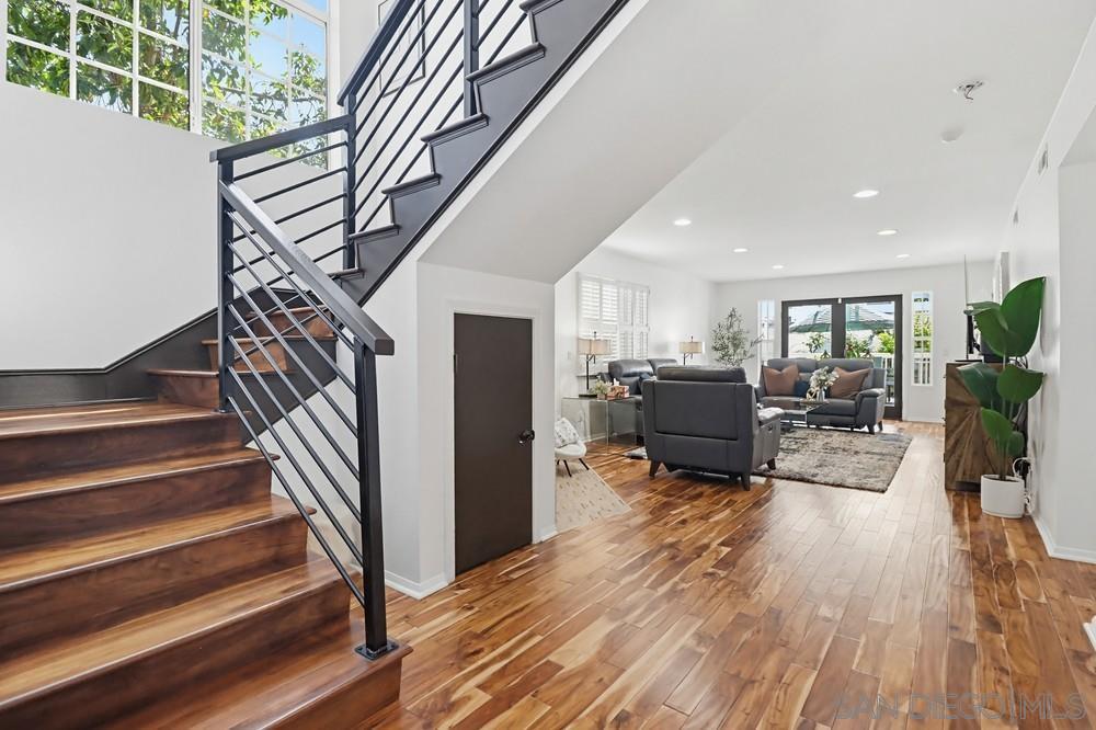 Detail Gallery Image 10 of 46 For 4323  Argos, San Diego,  CA 92116 - 4 Beds | 3/1 Baths