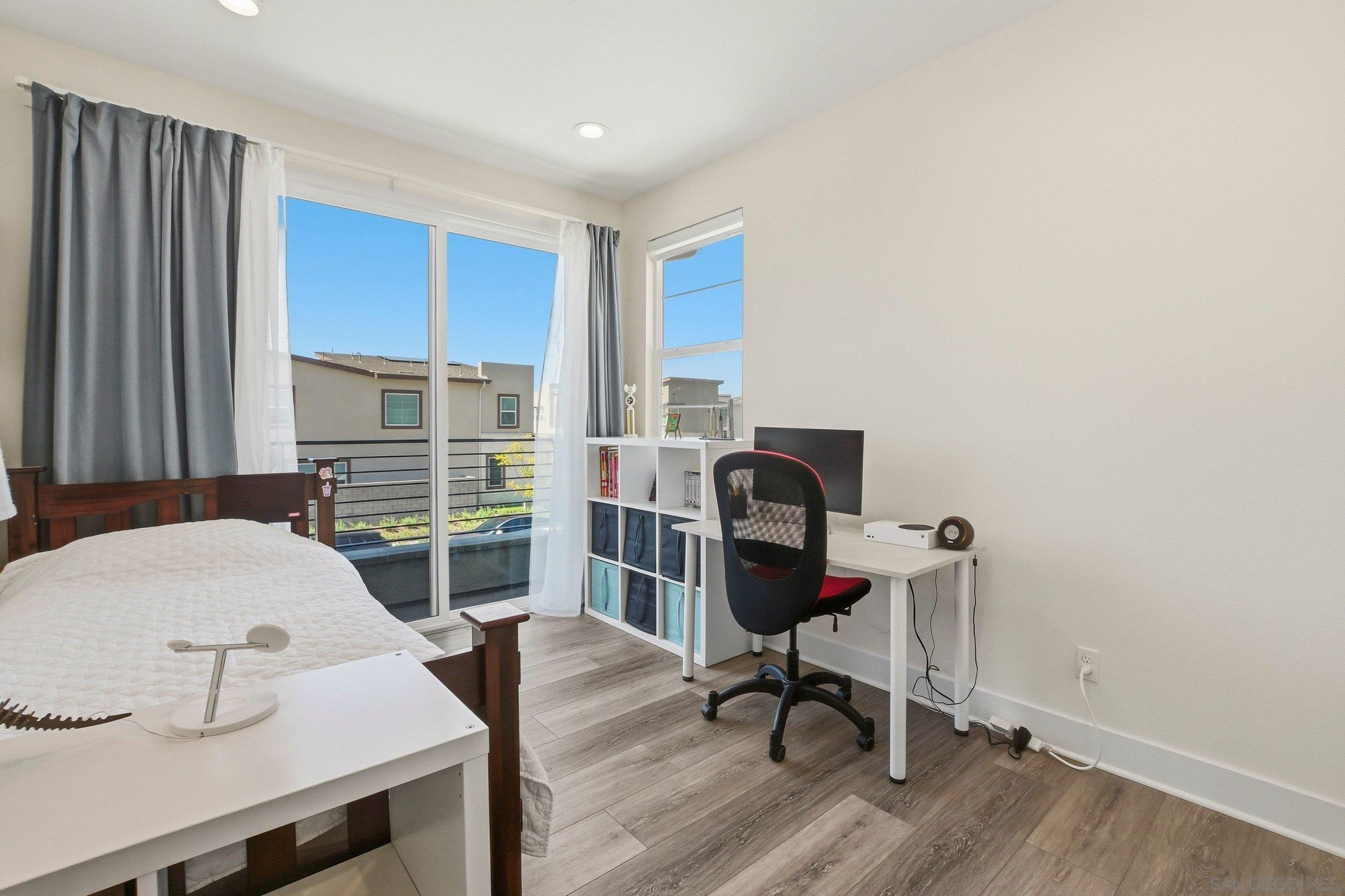 Detail Gallery Image 20 of 45 For 8201  Rose Quartz, San Diego,  CA 92126 - 4 Beds | 3 Baths