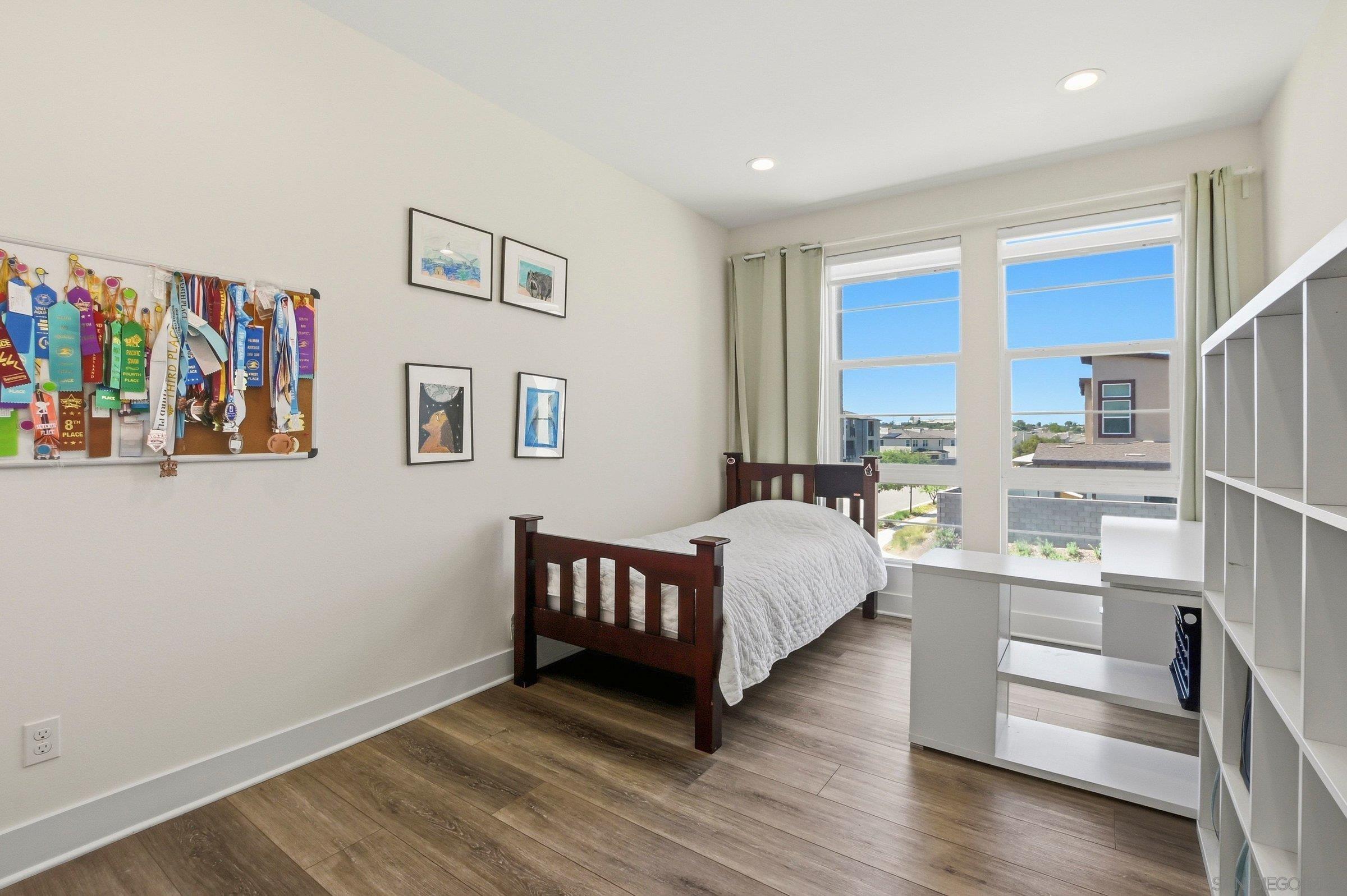 Detail Gallery Image 21 of 45 For 8201  Rose Quartz, San Diego,  CA 92126 - 4 Beds | 3 Baths