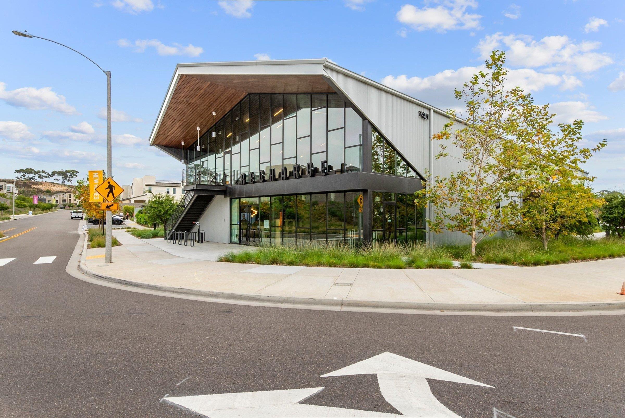 Detail Gallery Image 35 of 45 For 8201  Rose Quartz, San Diego,  CA 92126 - 4 Beds | 3 Baths