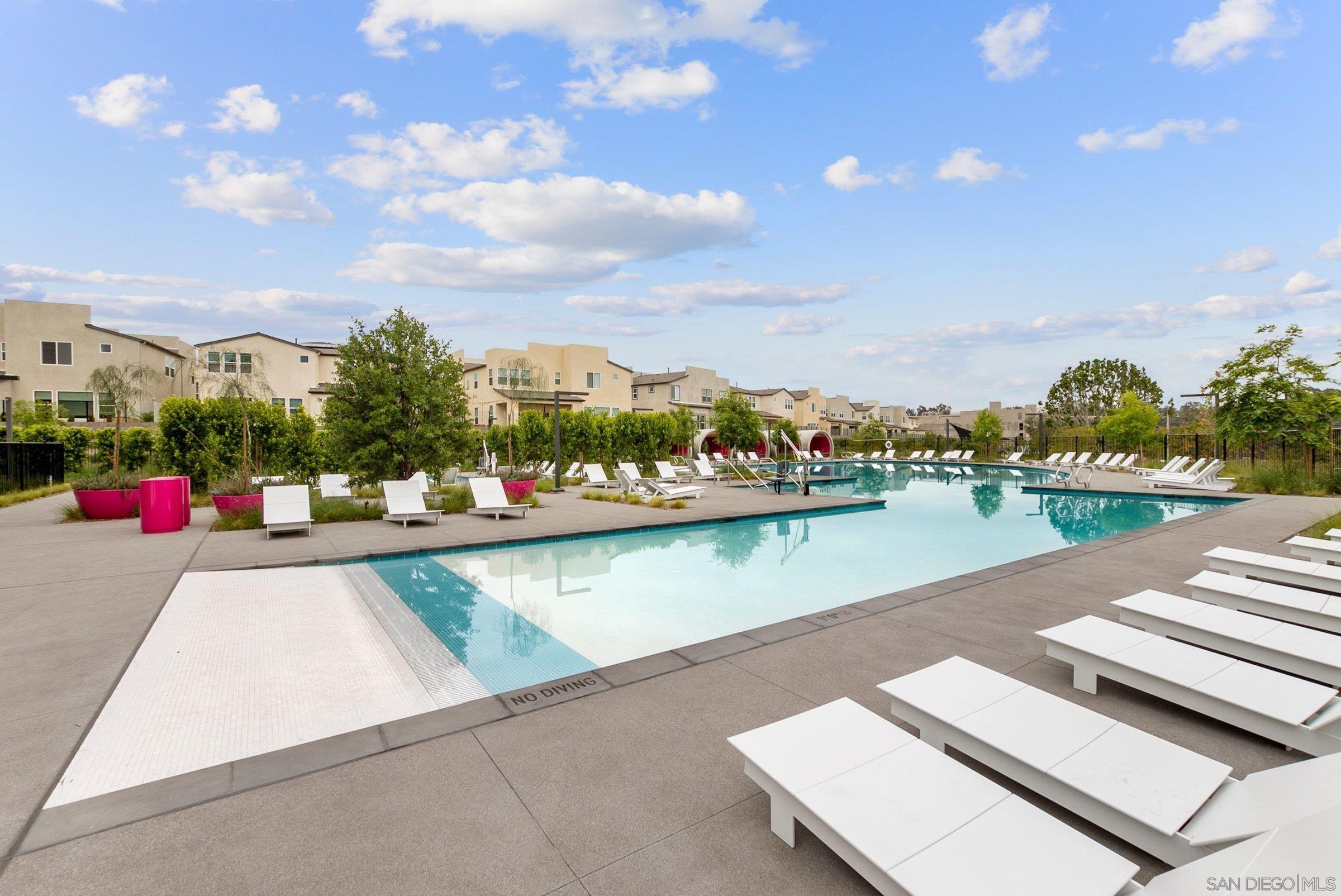 Detail Gallery Image 39 of 45 For 8201  Rose Quartz, San Diego,  CA 92126 - 4 Beds | 3 Baths