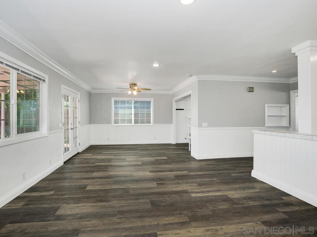 Detail Gallery Image 14 of 35 For 3555  Oak Glen, San Diego,  CA 92117 - 4 Beds | 3 Baths