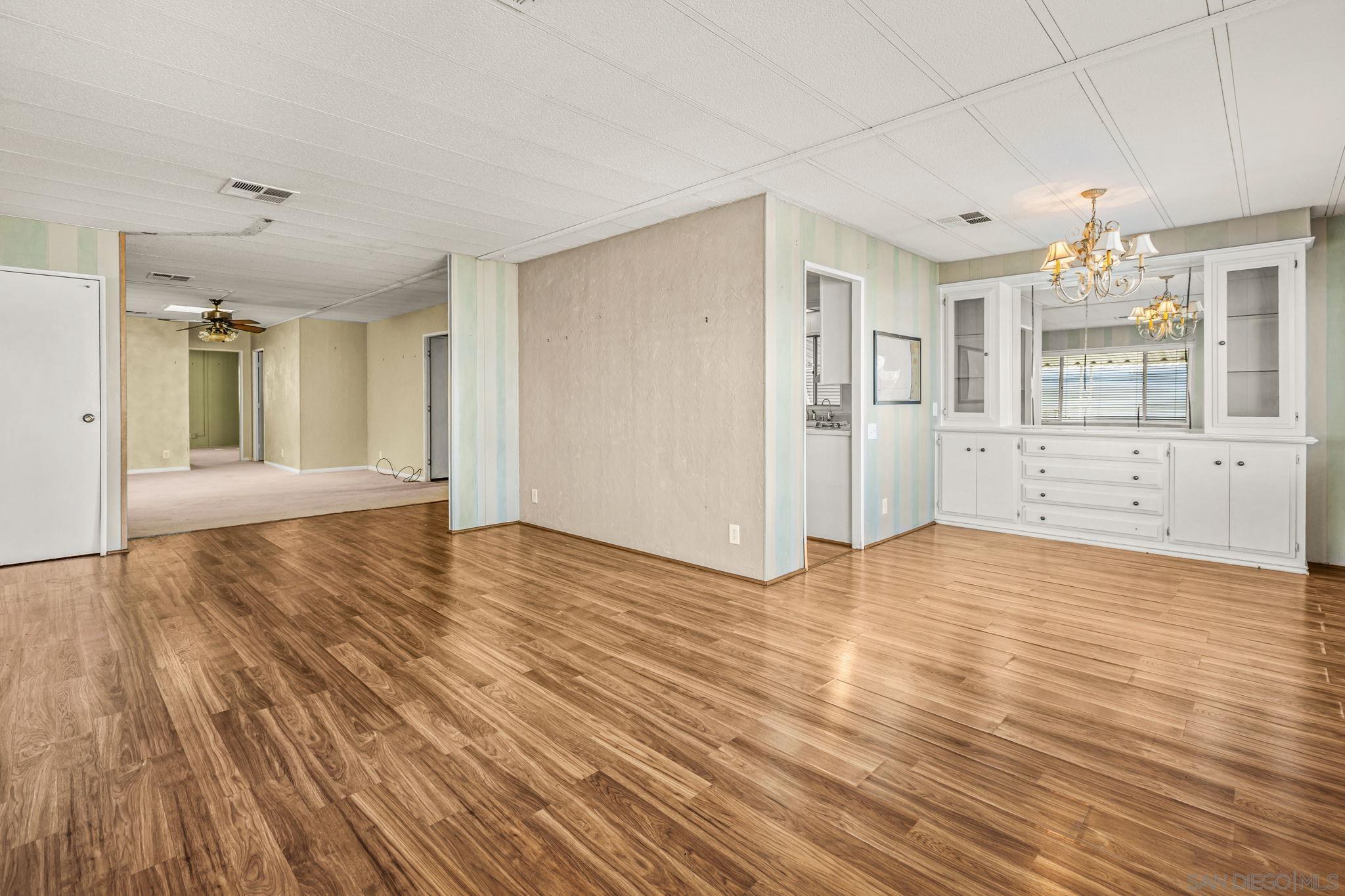 Detail Gallery Image 14 of 38 For 1219 E Barham Drive  #37,  San Marcos,  CA 92078 - 2 Beds | 2 Baths