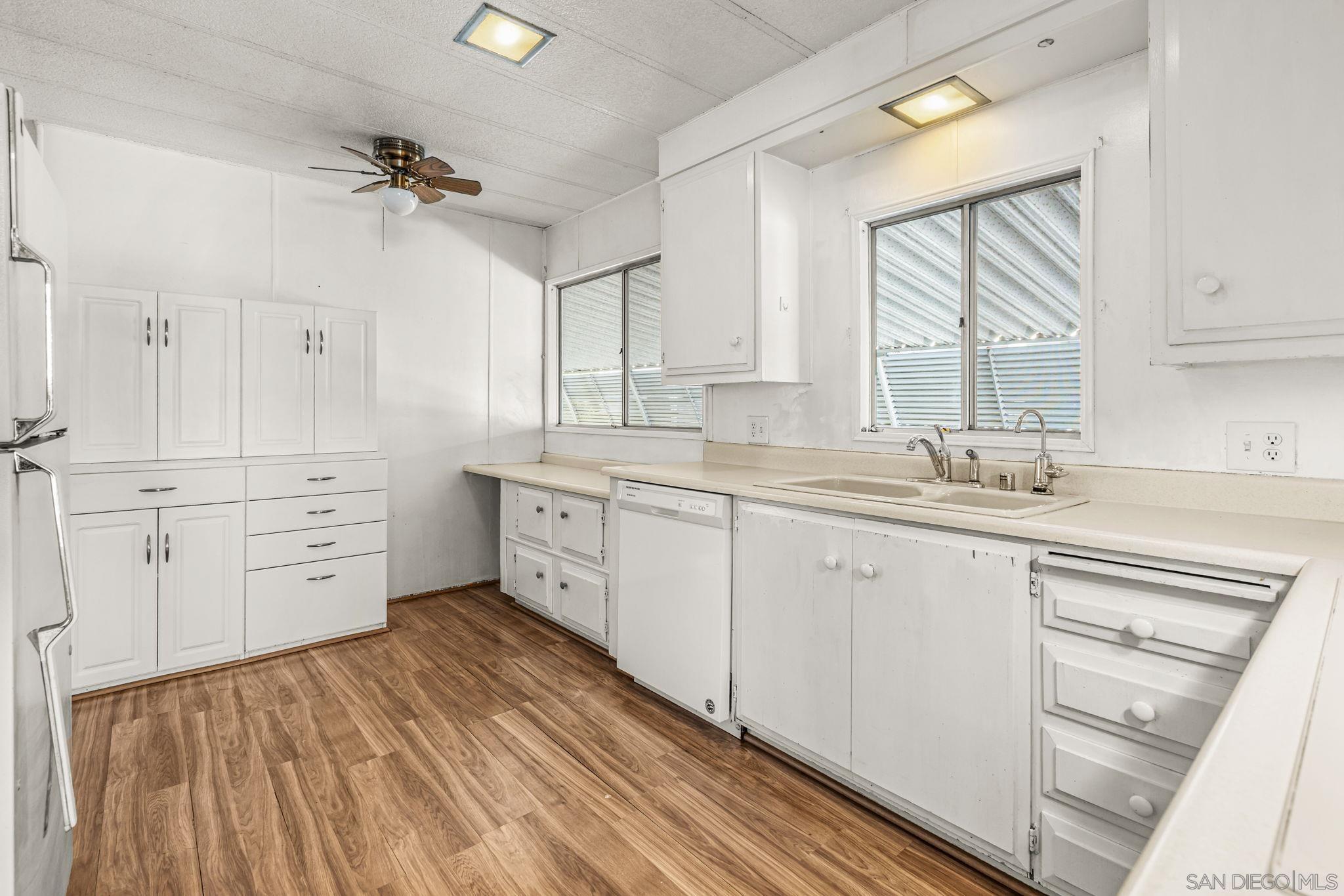 Detail Gallery Image 18 of 38 For 1219 E Barham Drive  #37,  San Marcos,  CA 92078 - 2 Beds | 2 Baths