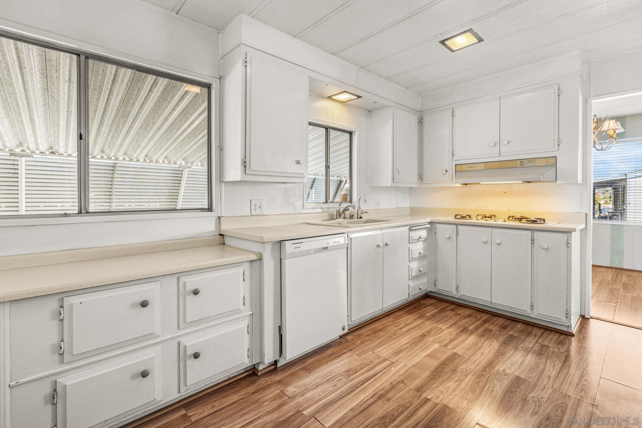 Detail Gallery Image 19 of 38 For 1219 E Barham Drive  #37,  San Marcos,  CA 92078 - 2 Beds | 2 Baths