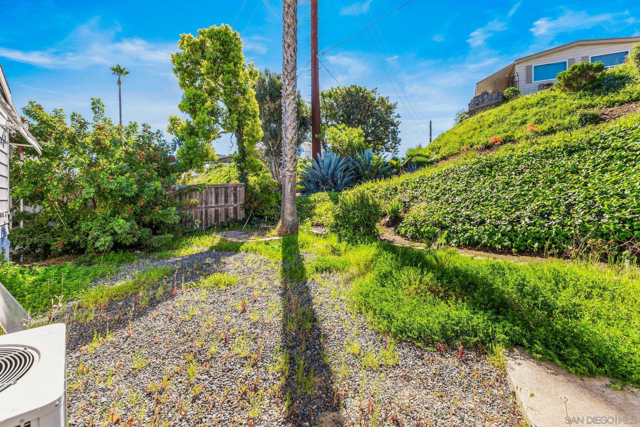 Detail Gallery Image 36 of 38 For 1219 E Barham Drive  #37,  San Marcos,  CA 92078 - 2 Beds | 2 Baths