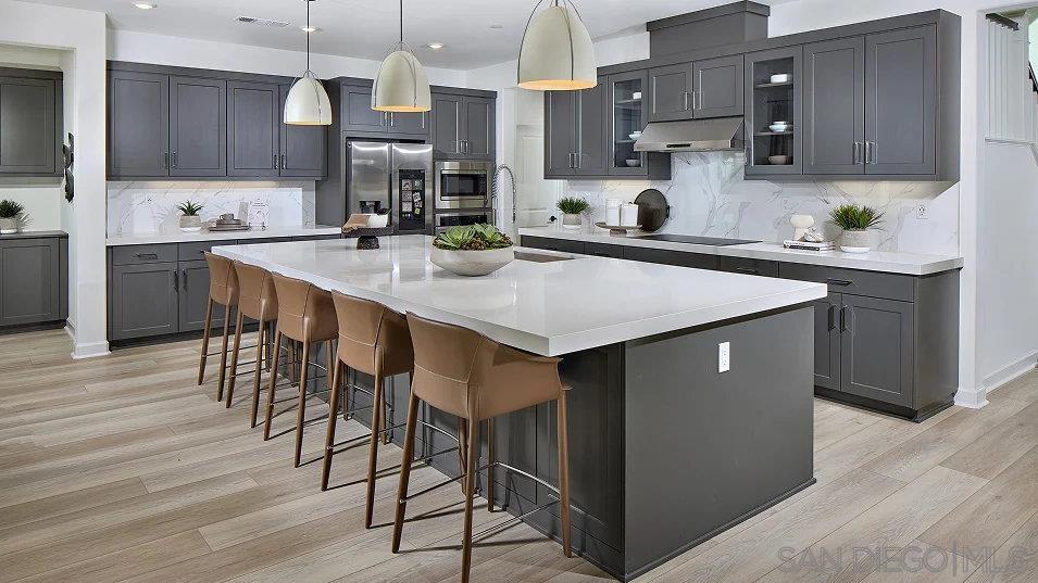 Detail Gallery Image 2 of 26 For 124  Alethea, Oceanside,  CA 92057 - 4 Beds | 3/1 Baths