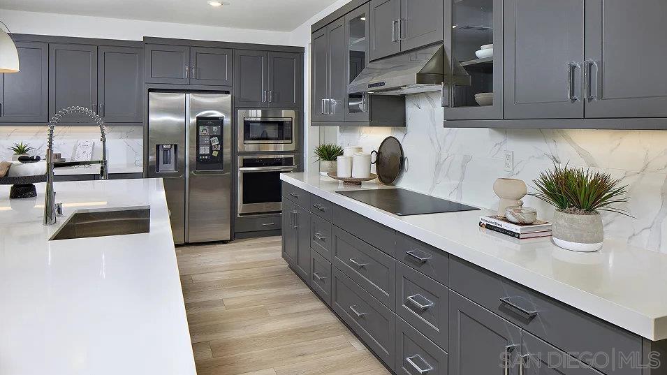 Detail Gallery Image 3 of 26 For 124  Alethea, Oceanside,  CA 92057 - 4 Beds | 3/1 Baths