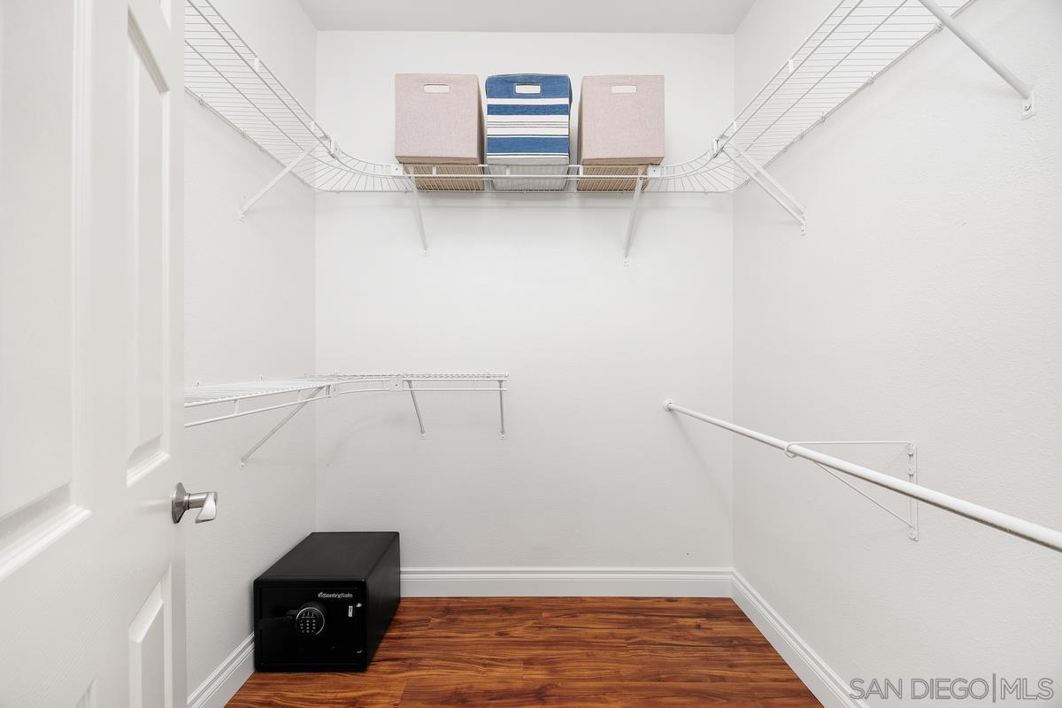 Detail Gallery Image 20 of 39 For 12127  Royal Lytham Row, San Diego,  CA 92128 - 2 Beds | 2 Baths