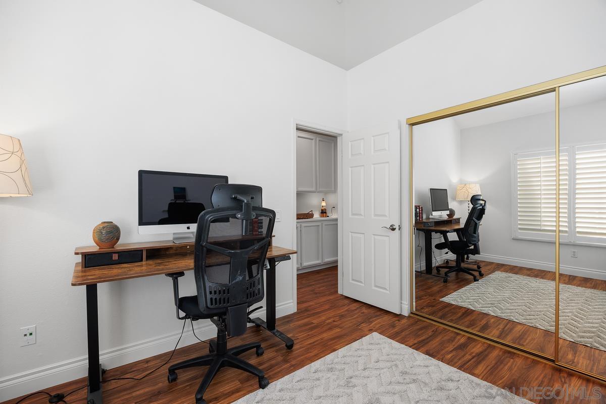 Detail Gallery Image 23 of 39 For 12127  Royal Lytham Row, San Diego,  CA 92128 - 2 Beds | 2 Baths