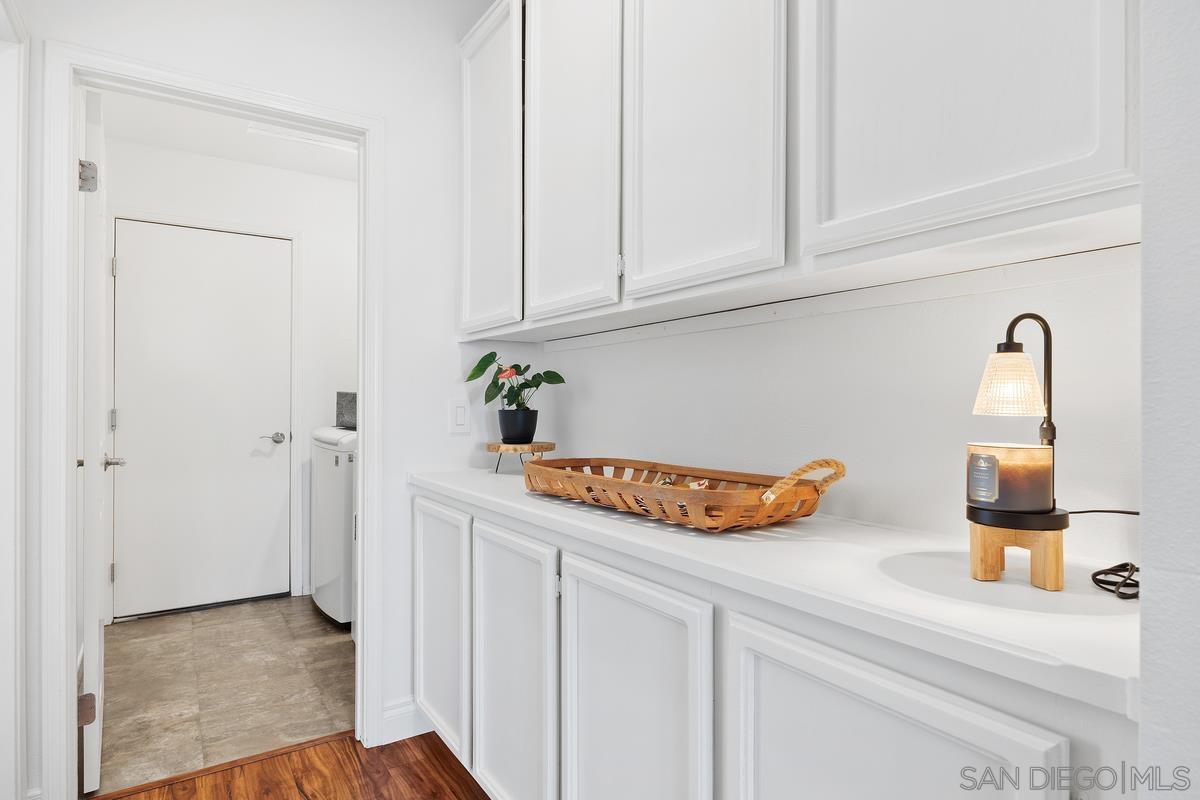 Detail Gallery Image 25 of 39 For 12127  Royal Lytham Row, San Diego,  CA 92128 - 2 Beds | 2 Baths