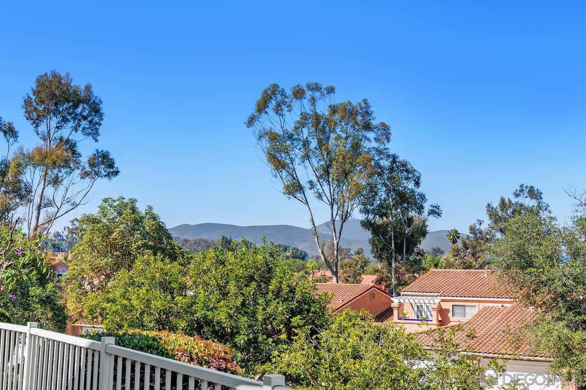 Detail Gallery Image 30 of 39 For 12127  Royal Lytham Row, San Diego,  CA 92128 - 2 Beds | 2 Baths