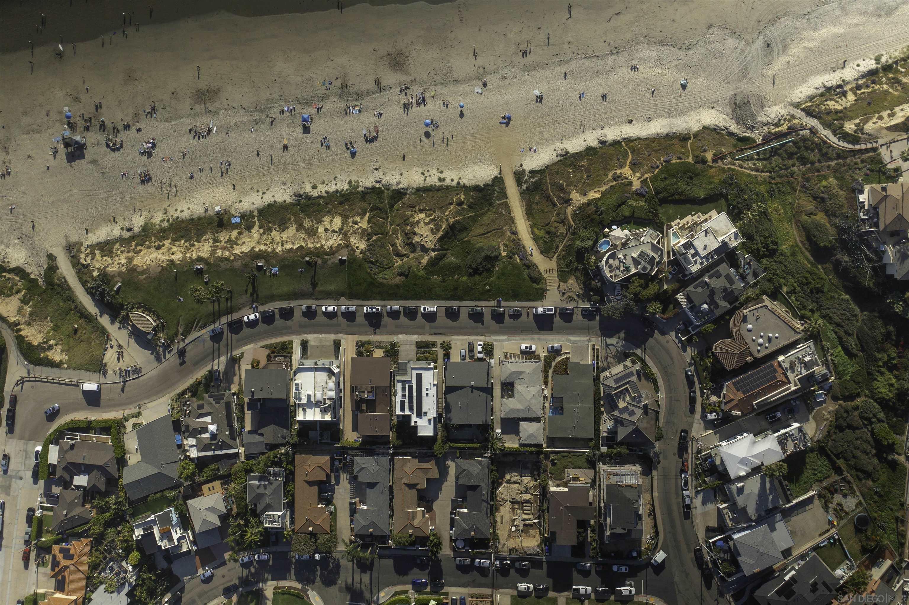 Detail Gallery Image 12 of 33 For 4927-29  Ocean Boulevard, San Diego,  CA 92109 - – Beds | – Baths