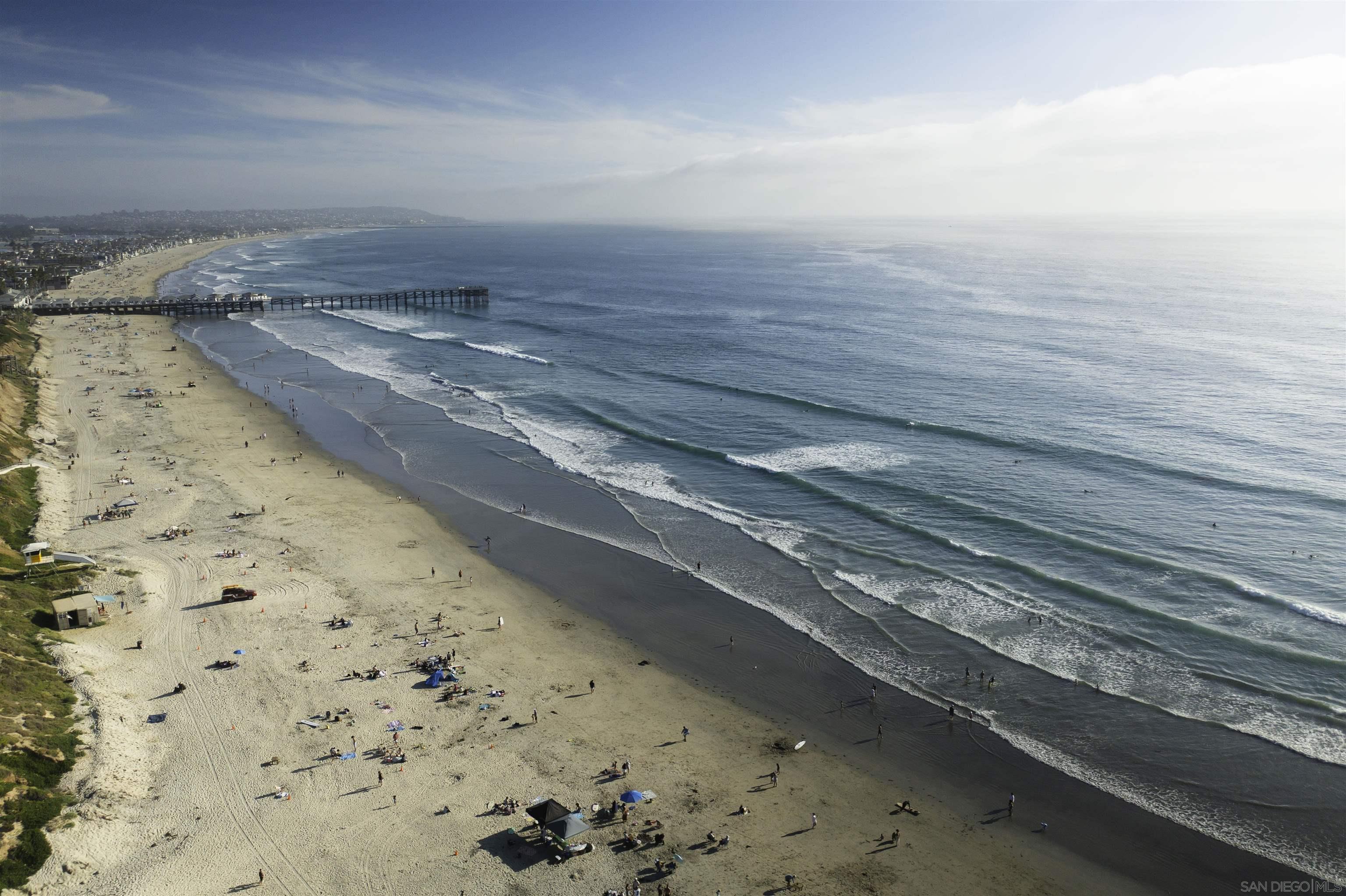 Detail Gallery Image 25 of 33 For 4927-29  Ocean Boulevard, San Diego,  CA 92109 - – Beds | – Baths