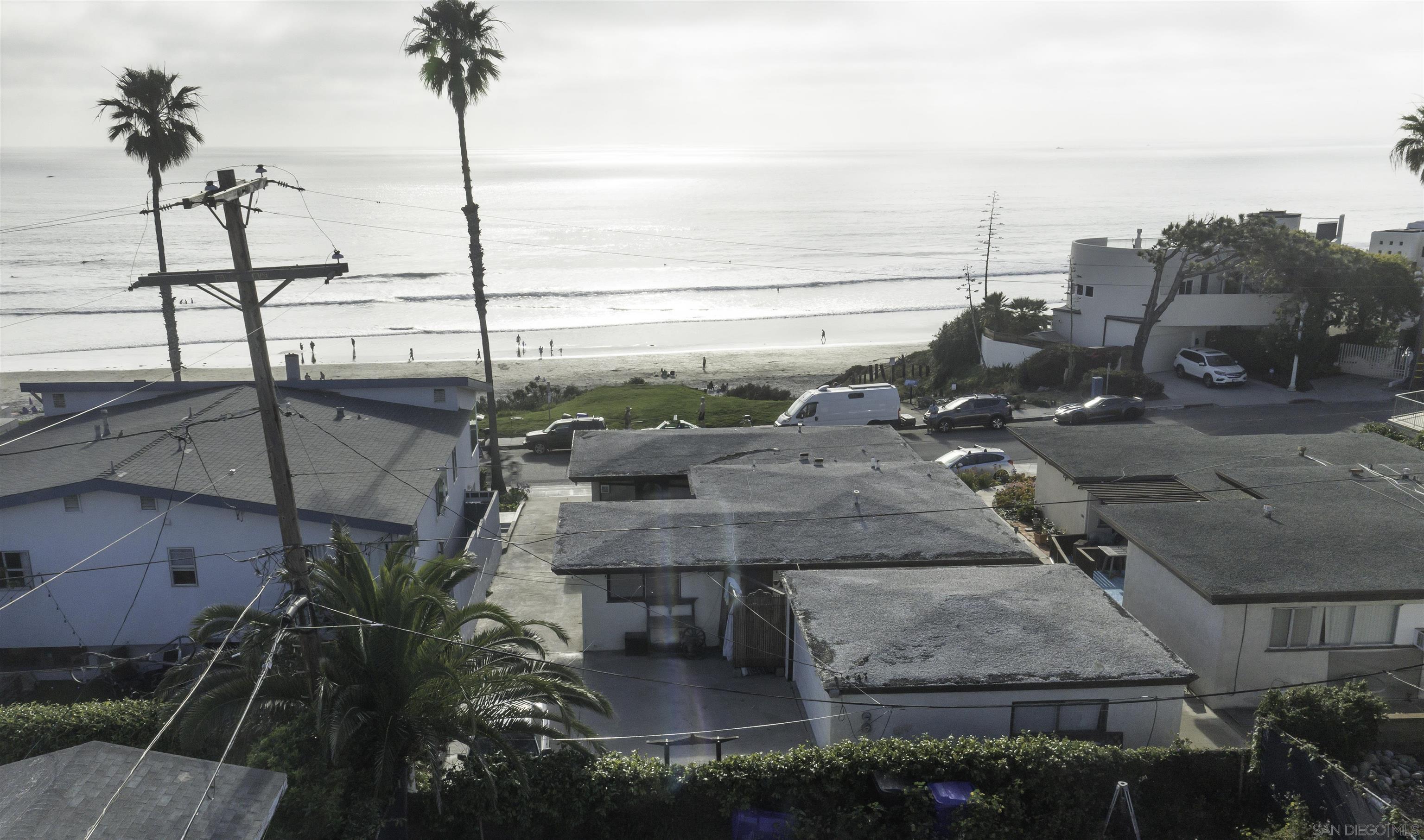 Detail Gallery Image 7 of 33 For 4927-29  Ocean Boulevard, San Diego,  CA 92109 - – Beds | – Baths